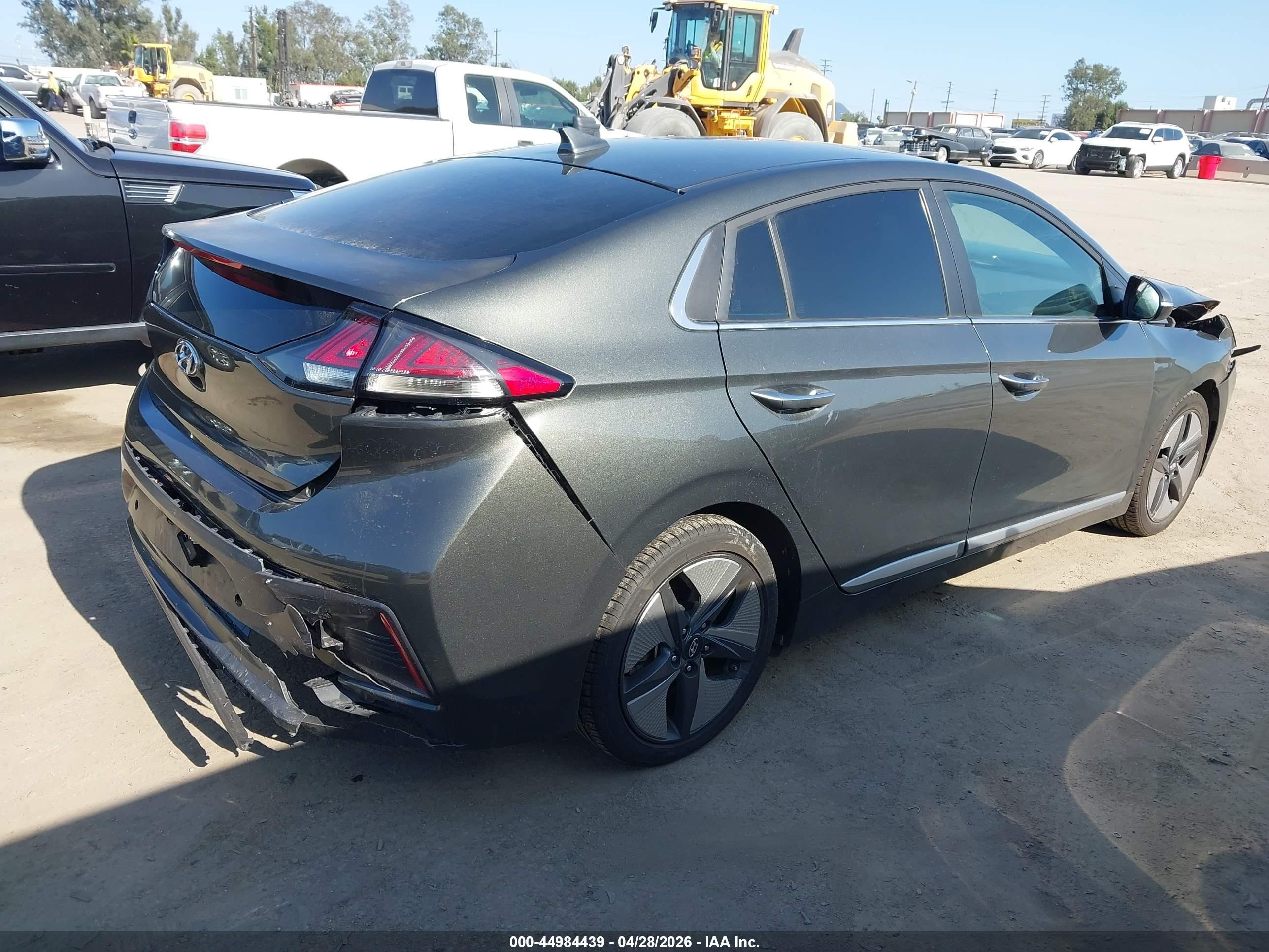 2022 Hyundai Ioniq Hybrid Limited Gray vin: KMHC05LC2NU270987