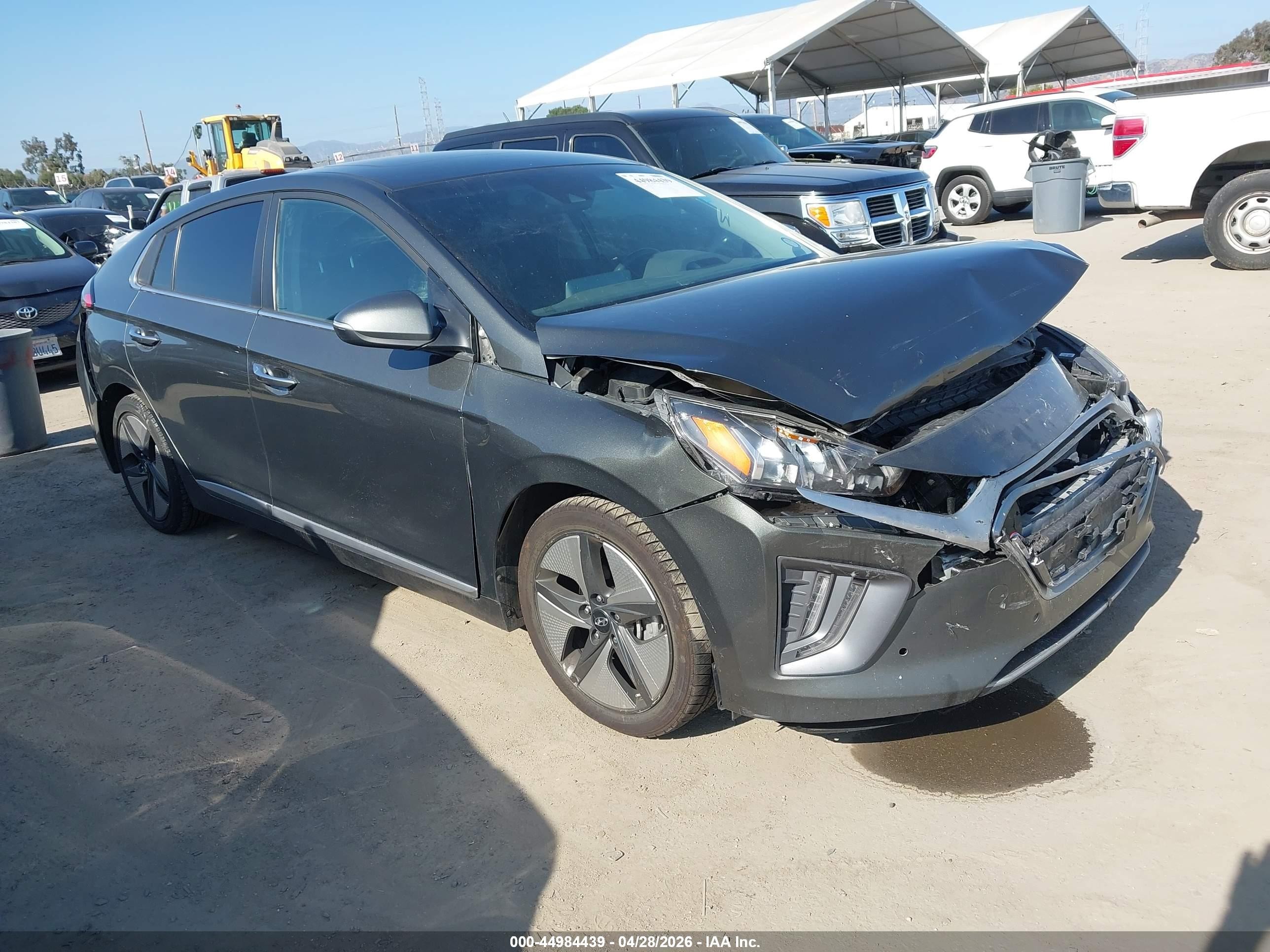 2022 Hyundai Ioniq Hybrid Limited Gray vin: KMHC05LC2NU270987