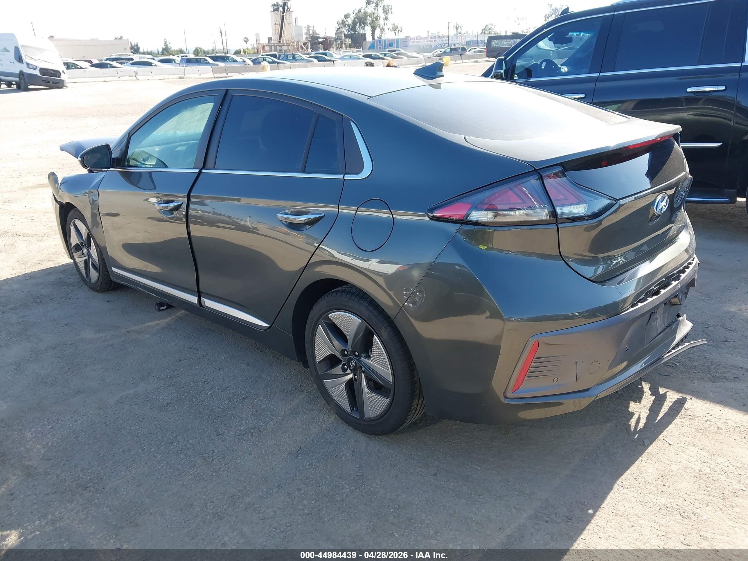 2022 Hyundai Ioniq Hybrid Limited Gray vin: KMHC05LC2NU270987