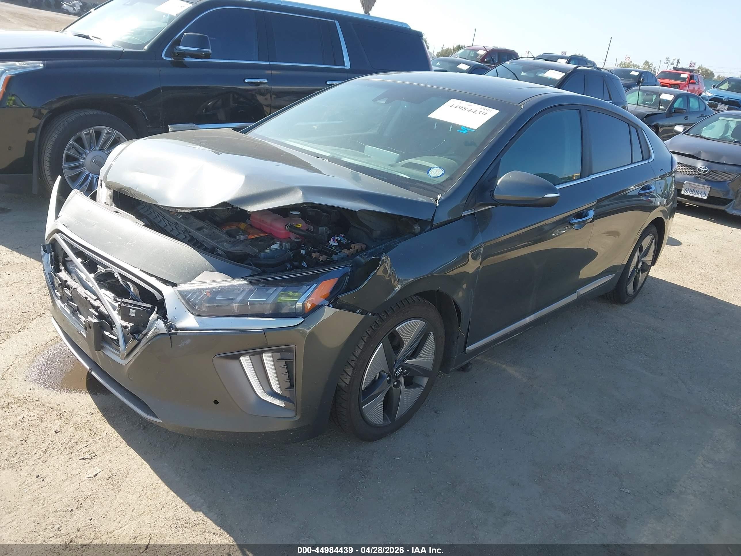 2022 Hyundai Ioniq Hybrid Limited Gray vin: KMHC05LC2NU270987