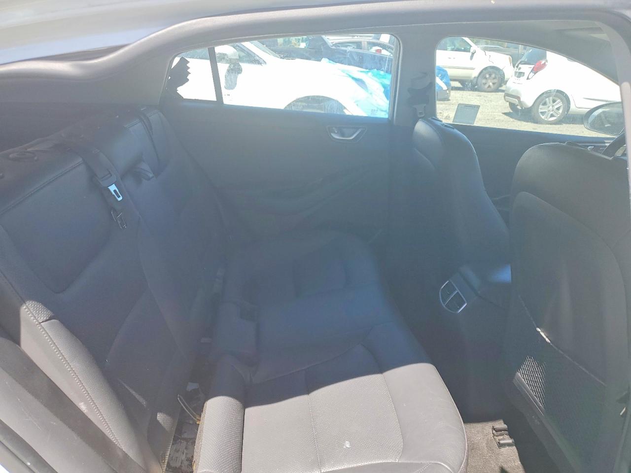 2020 Hyundai Ioniq Limited Белый vin: KMHC05LC4LU235140