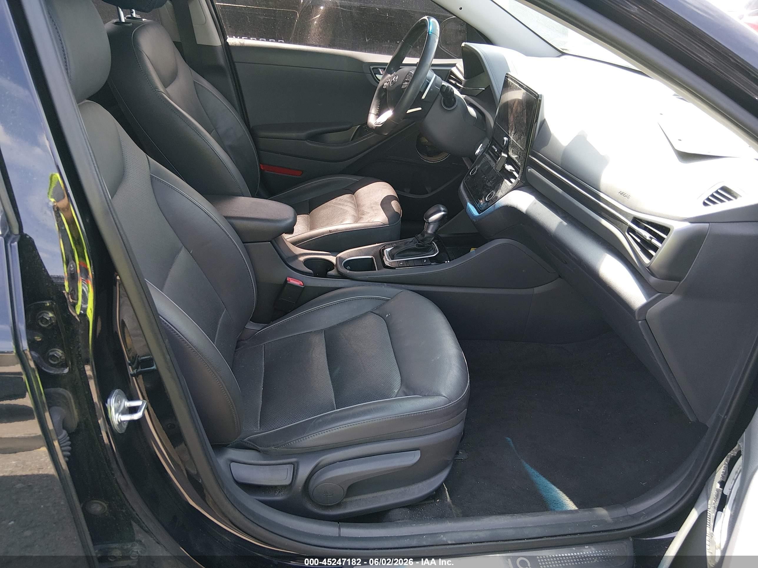 2021 Hyundai Ioniq Hybrid Limited Black vin: KMHC05LC8MU259572