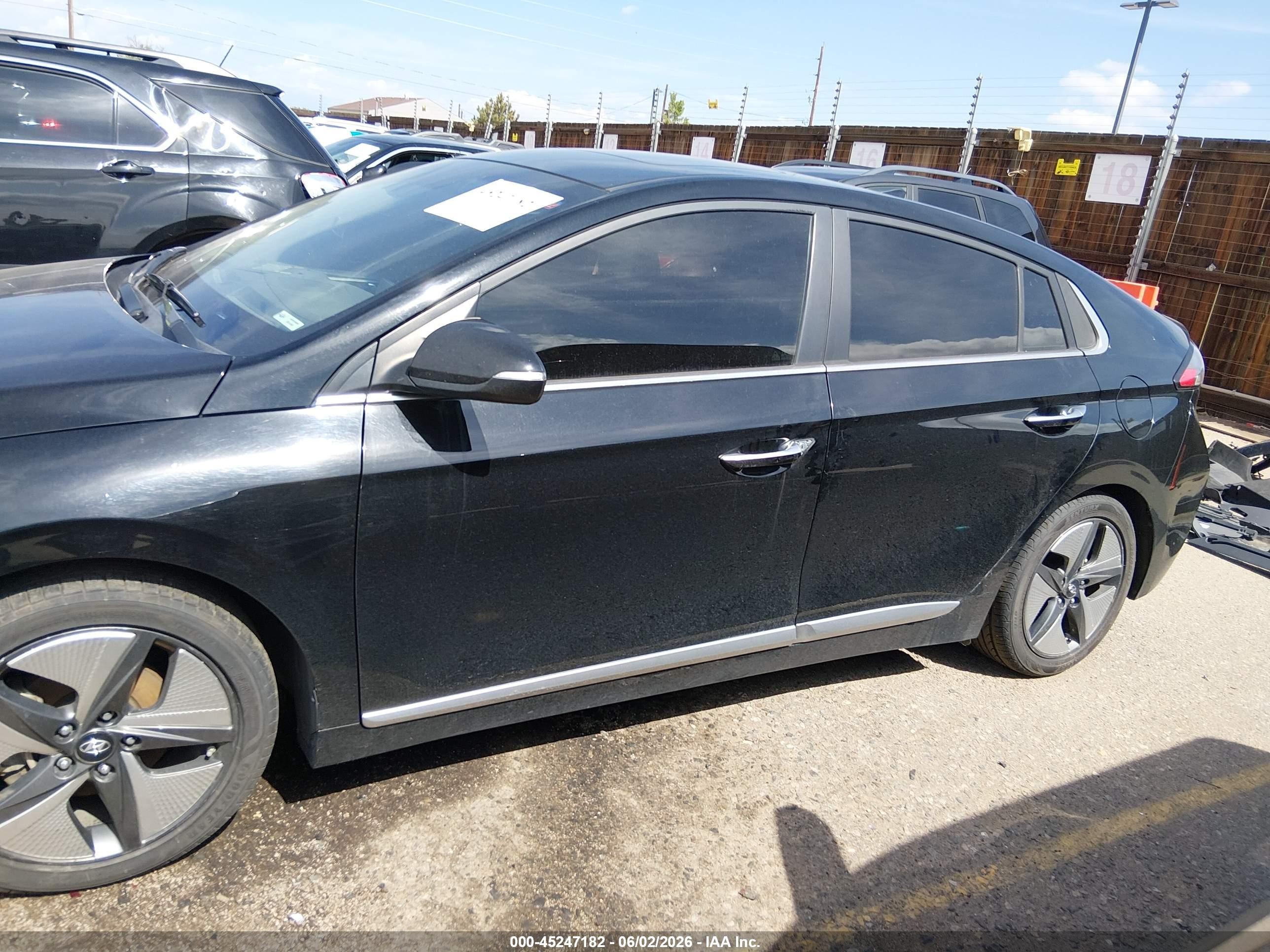 2021 Hyundai Ioniq Hybrid Limited Black vin: KMHC05LC8MU259572