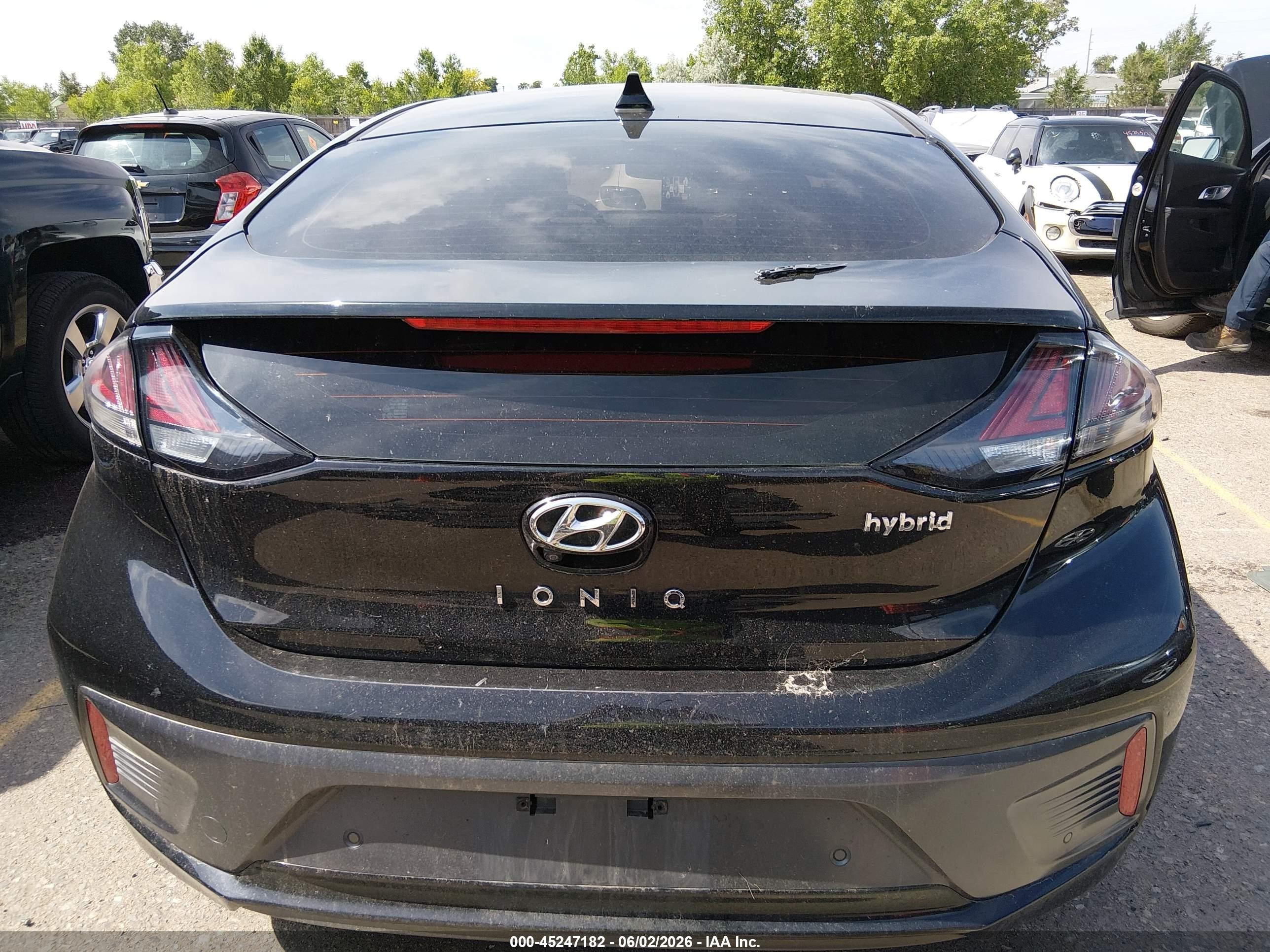 2021 Hyundai Ioniq Hybrid Limited Black vin: KMHC05LC8MU259572