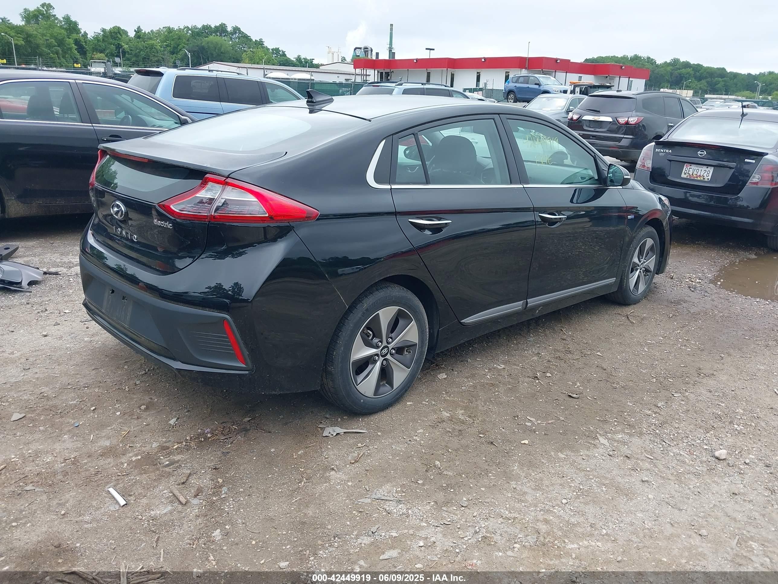 2019 Hyundai Ioniq Electric Limited Black vin: KMHC05LH1KU047265