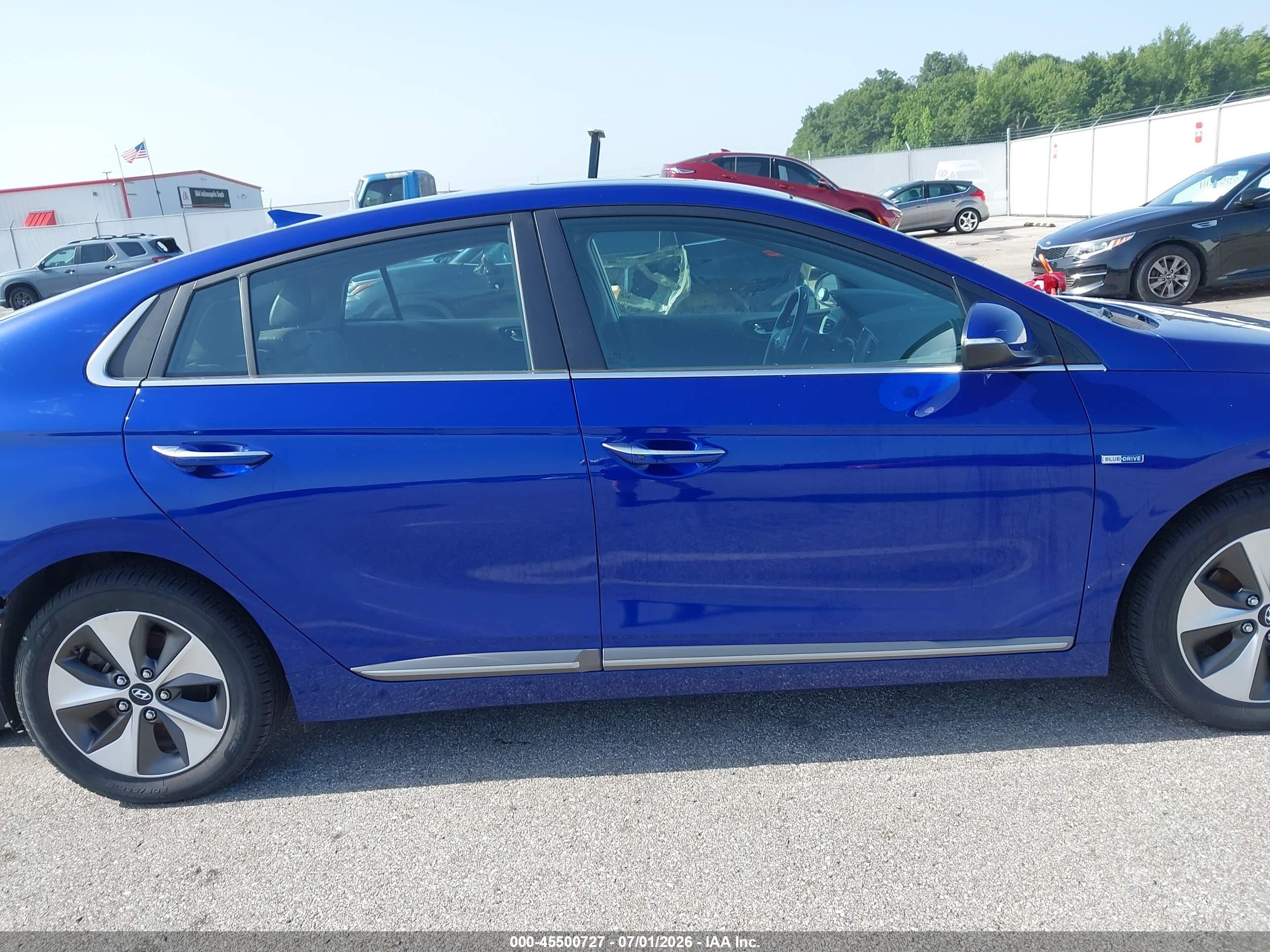 2019 Hyundai Ioniq Electric Limited Blue vin: KMHC05LHXKU044266