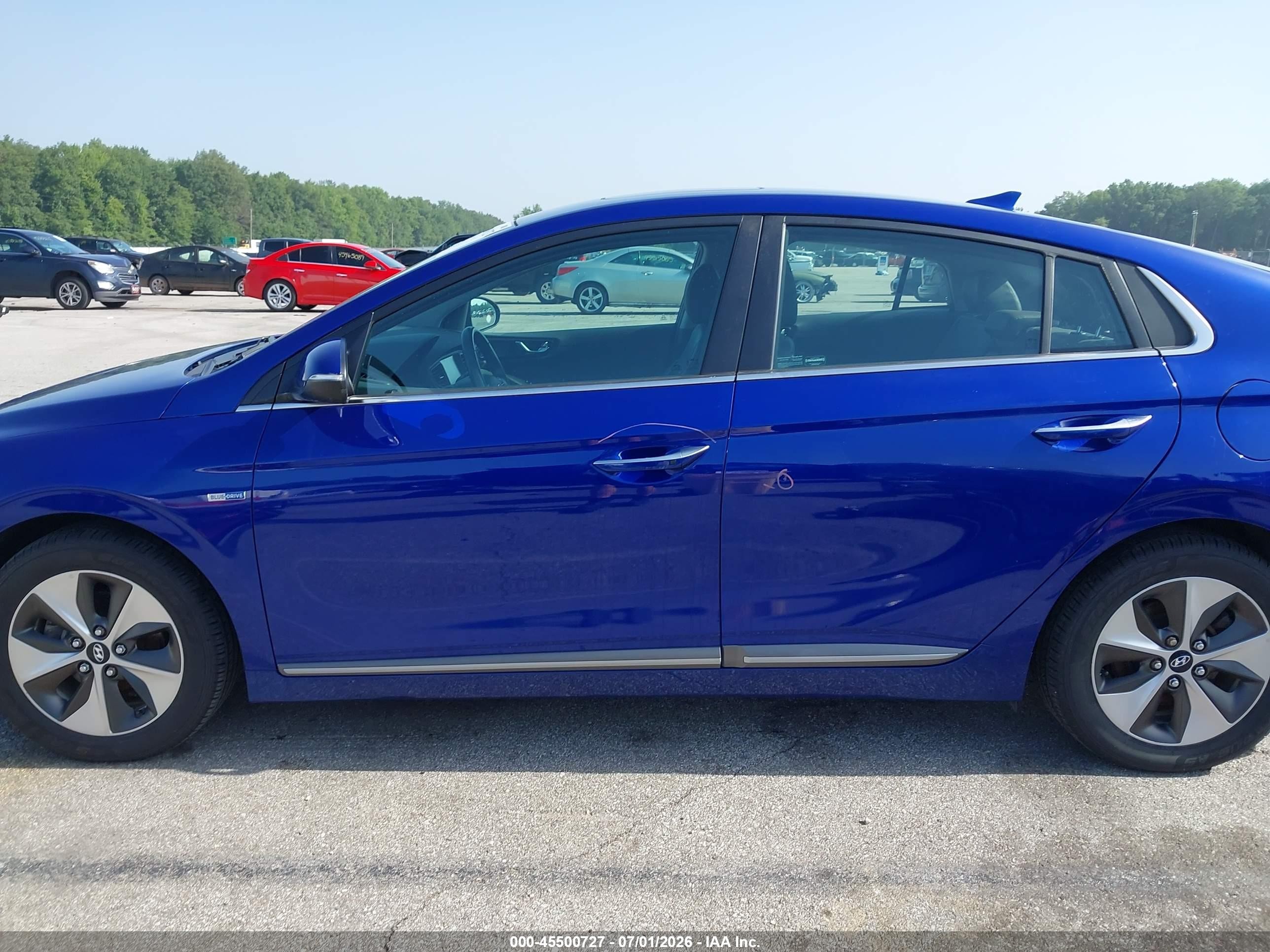 2019 Hyundai Ioniq Electric Limited Blue vin: KMHC05LHXKU044266