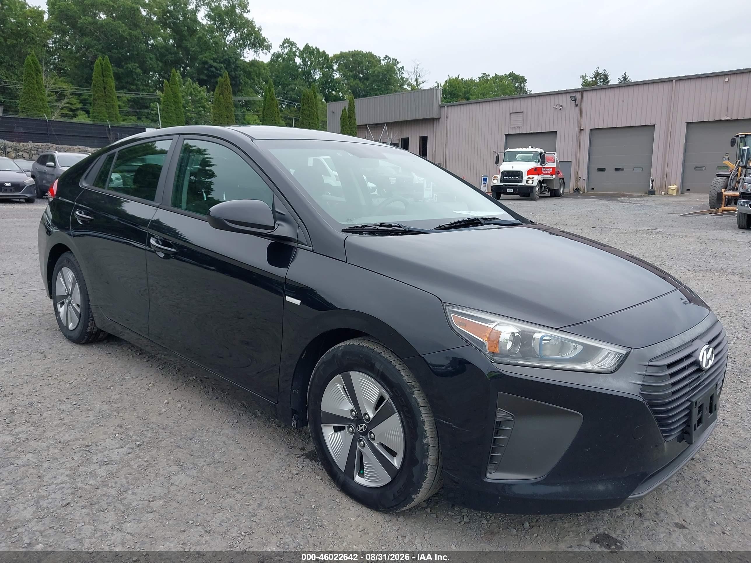 2019 Hyundai Ioniq Hybrid Blue Black vin: KMHC65LC0KU156576