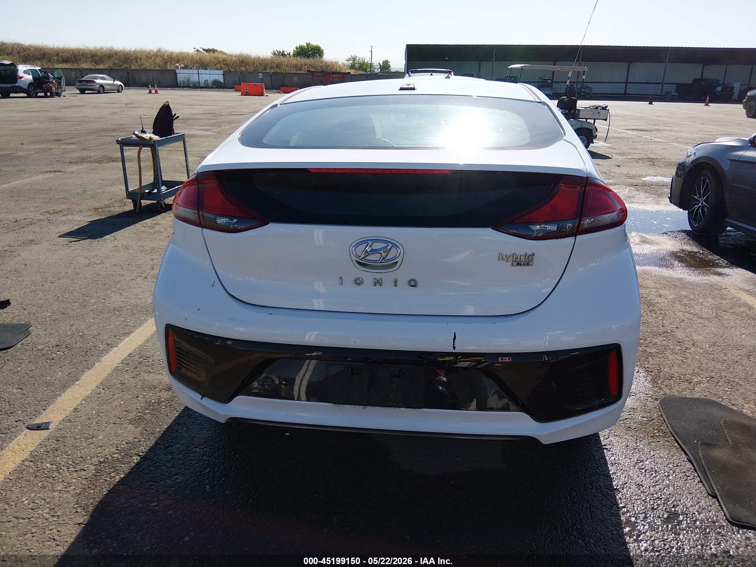 2017 Hyundai Ioniq Hybrid Blue White vin: KMHC65LC1HU022233