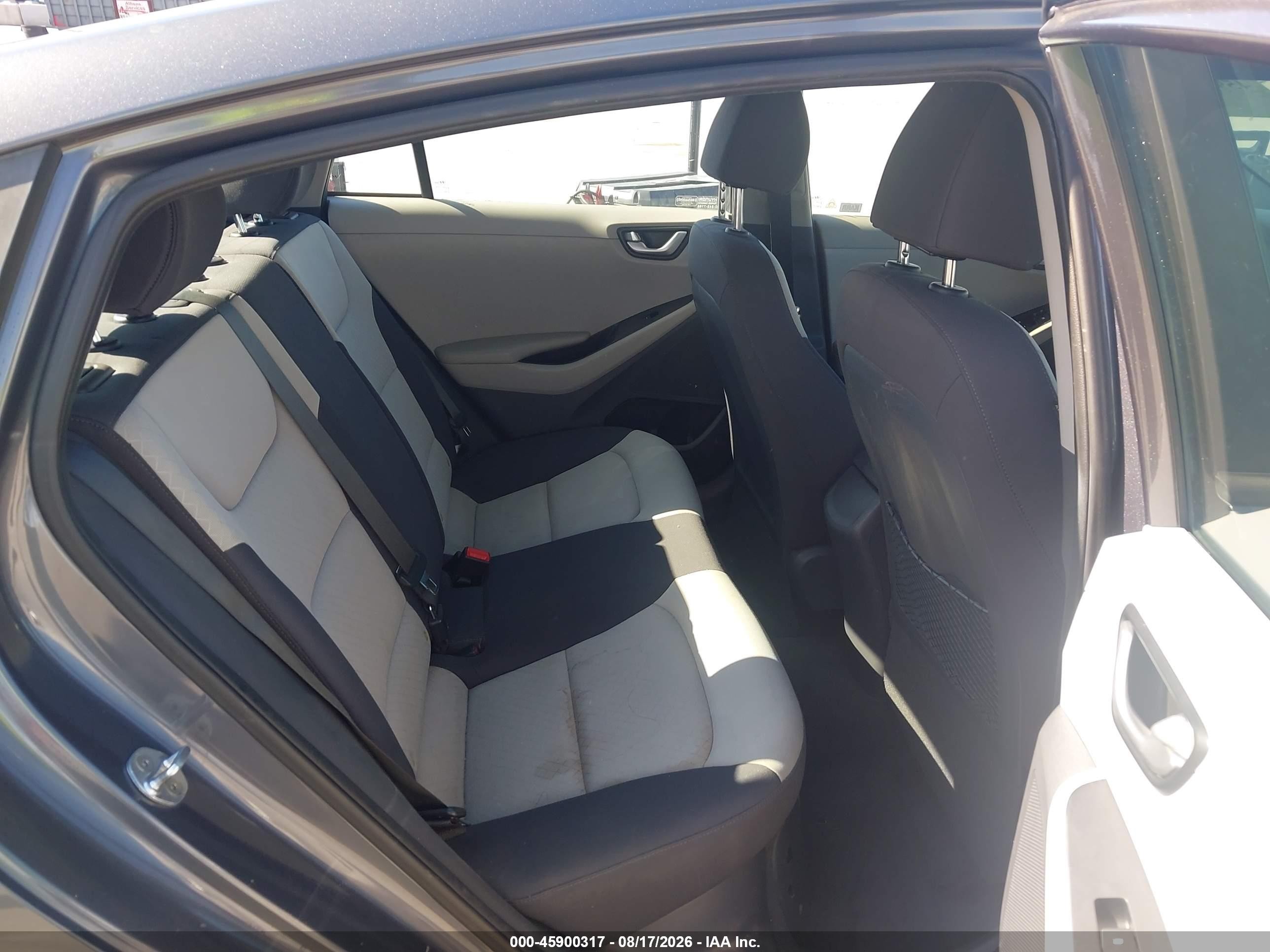2018 Hyundai Ioniq Hybrid Blue Gray vin: KMHC65LC1JU065797