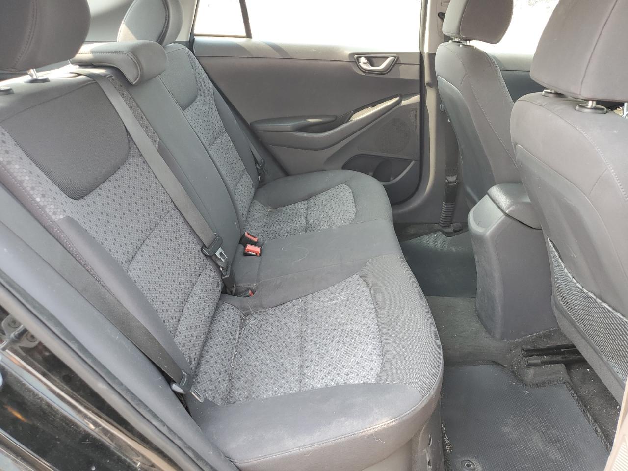 2018 Hyundai Ioniq Blue Black vin: KMHC65LC2JU087369