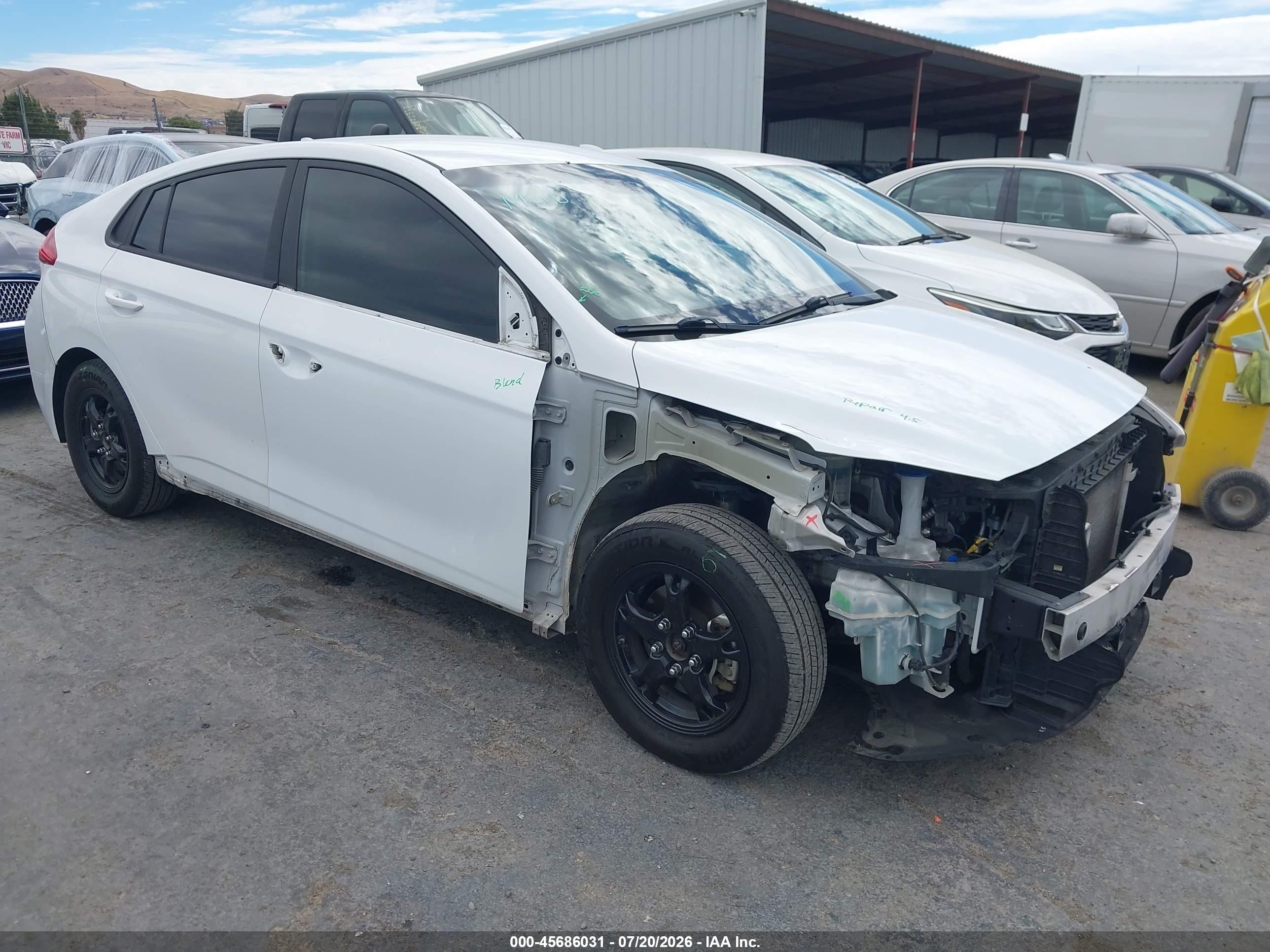 2019 Hyundai Ioniq Hybrid Blue White vin: KMHC65LC4KU165846