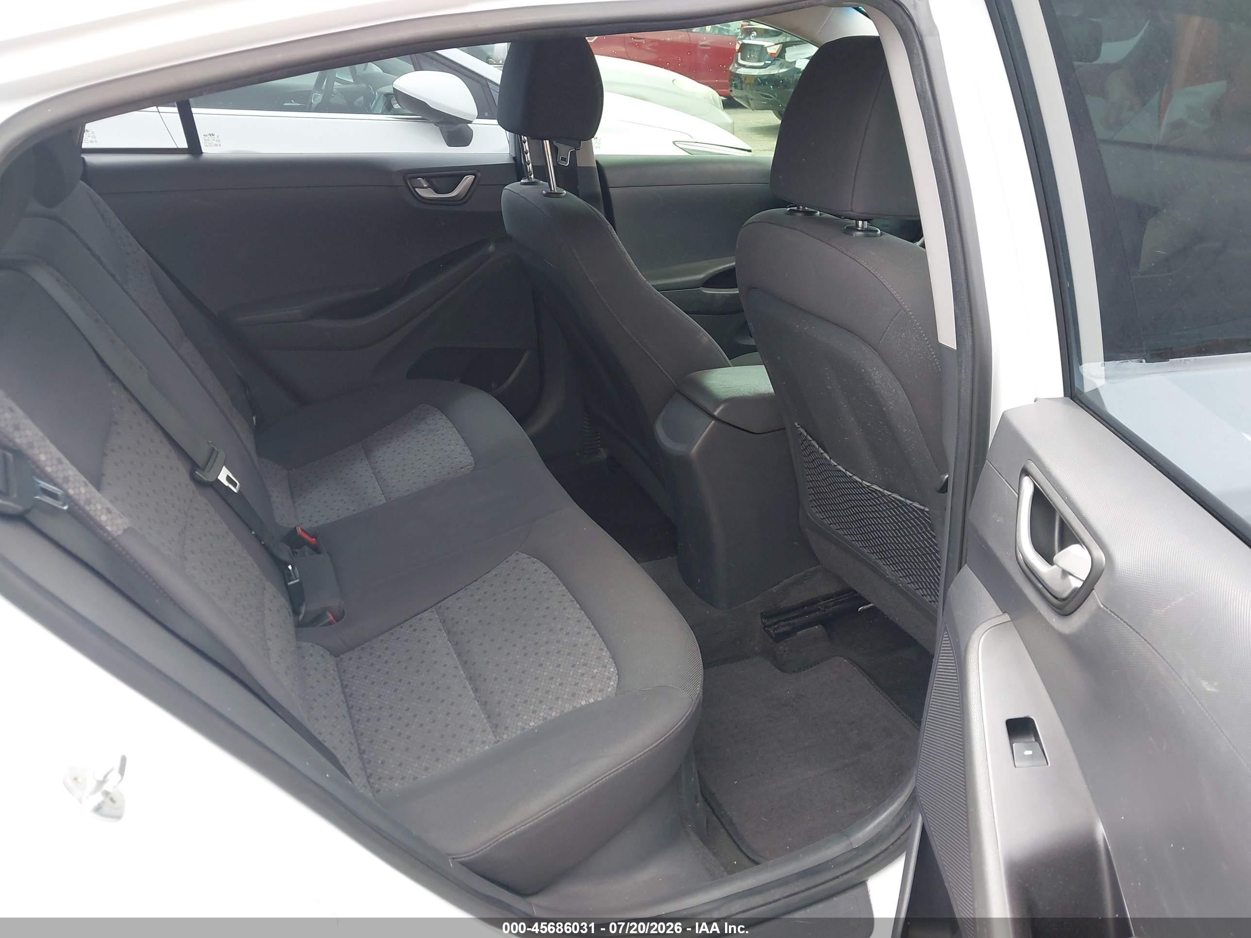 2019 Hyundai Ioniq Hybrid Blue White vin: KMHC65LC4KU165846