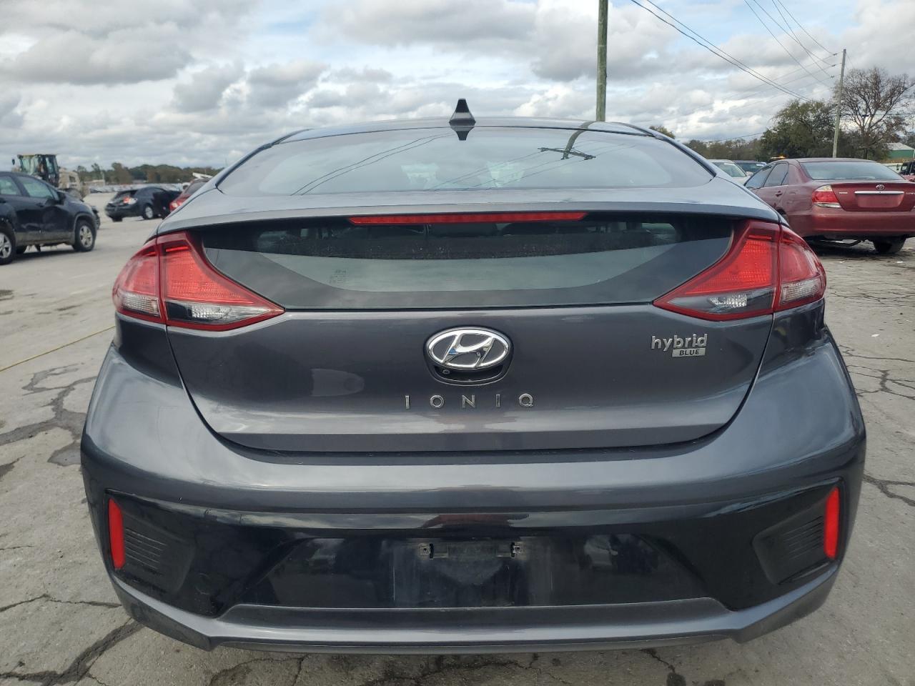 2018 Hyundai Ioniq Blue Gray vin: KMHC65LC5JU076477
