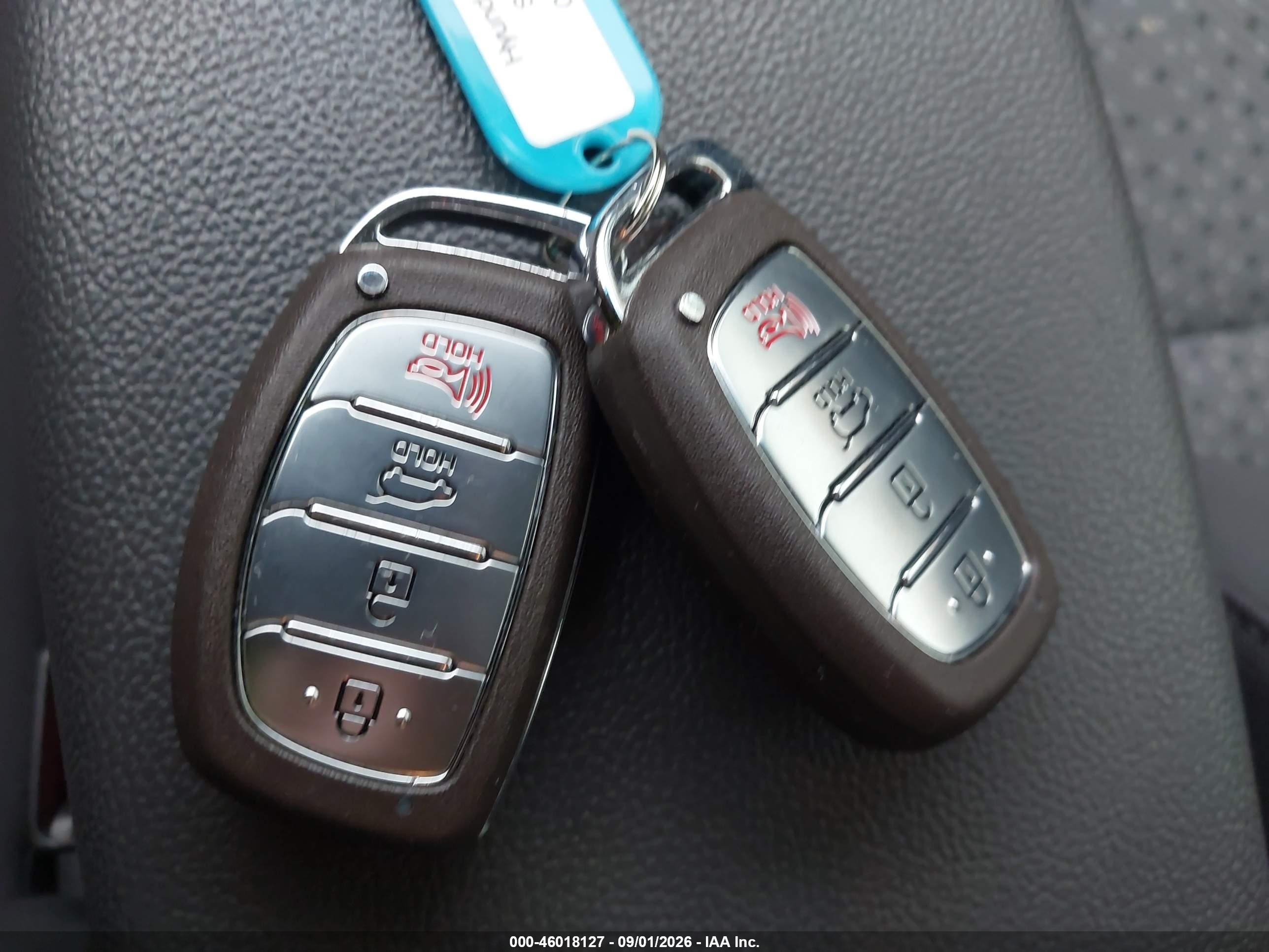 2018 Hyundai Ioniq Hybrid Blue Серебряный vin: KMHC65LC9JU076238