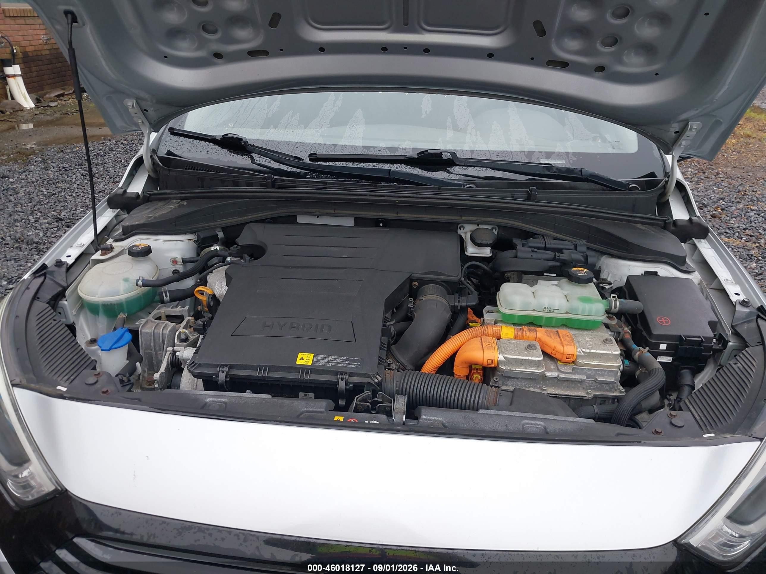 2018 Hyundai Ioniq Hybrid Blue Серебряный vin: KMHC65LC9JU076238