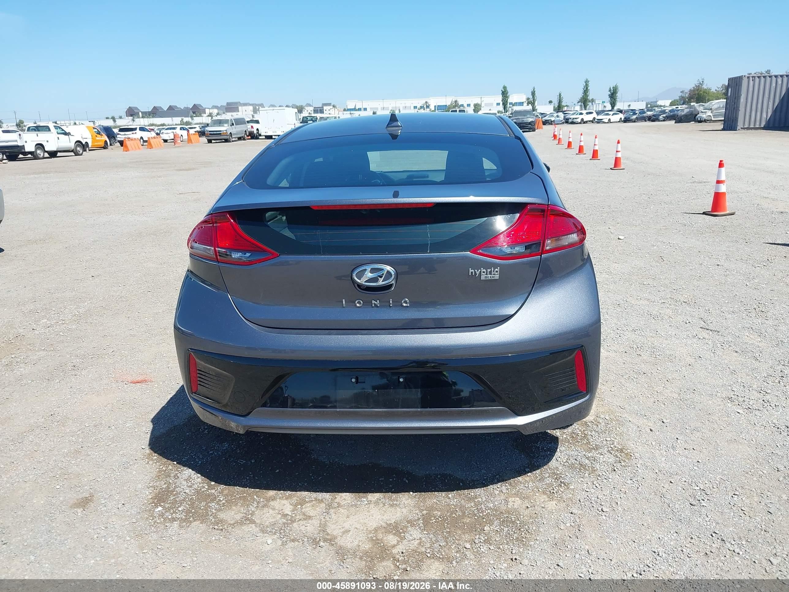 2018 Hyundai Ioniq Hybrid Blue Серый vin: KMHC65LC9JU100571