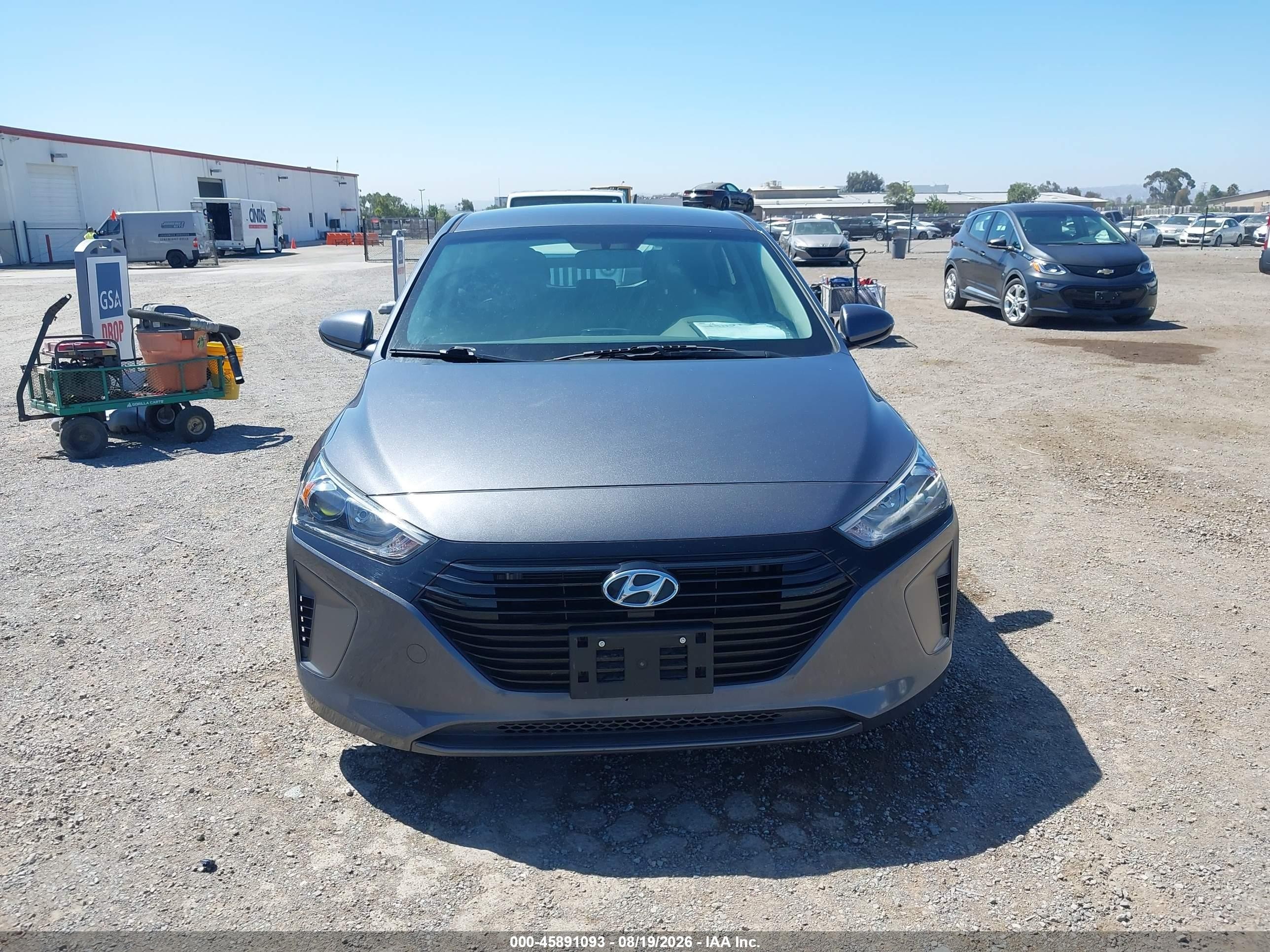 2018 Hyundai Ioniq Hybrid Blue Серый vin: KMHC65LC9JU100571