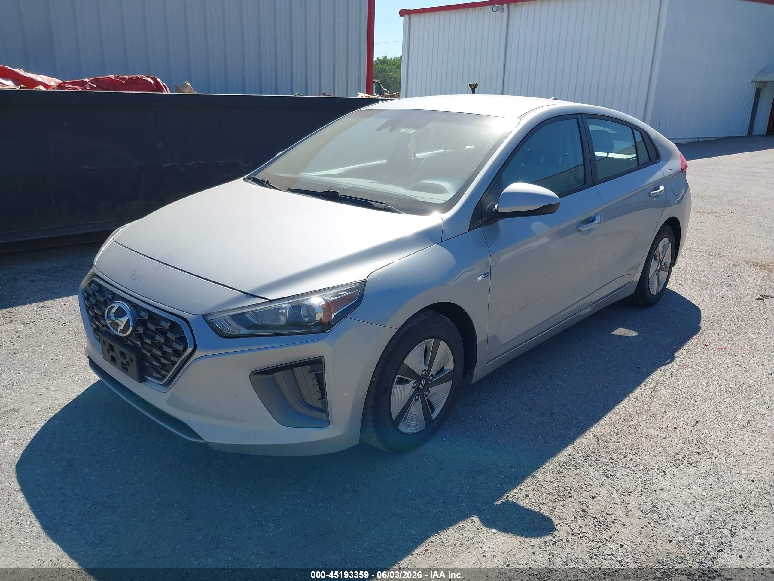 2020 Hyundai Ioniq Hybrid Blue Серебряный vin: KMHC65LC9LU220454