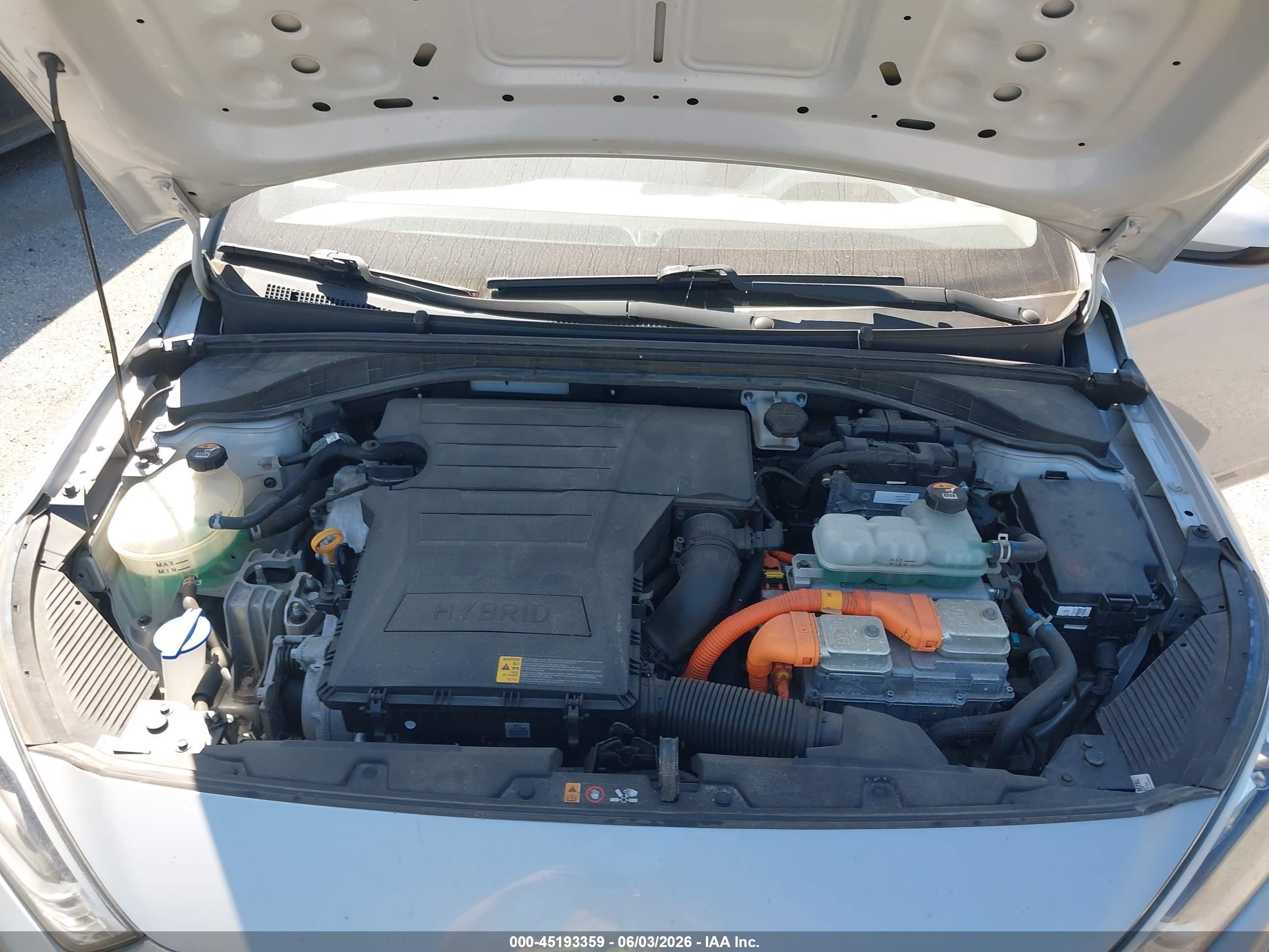 2020 Hyundai Ioniq Hybrid Blue Серебряный vin: KMHC65LC9LU220454