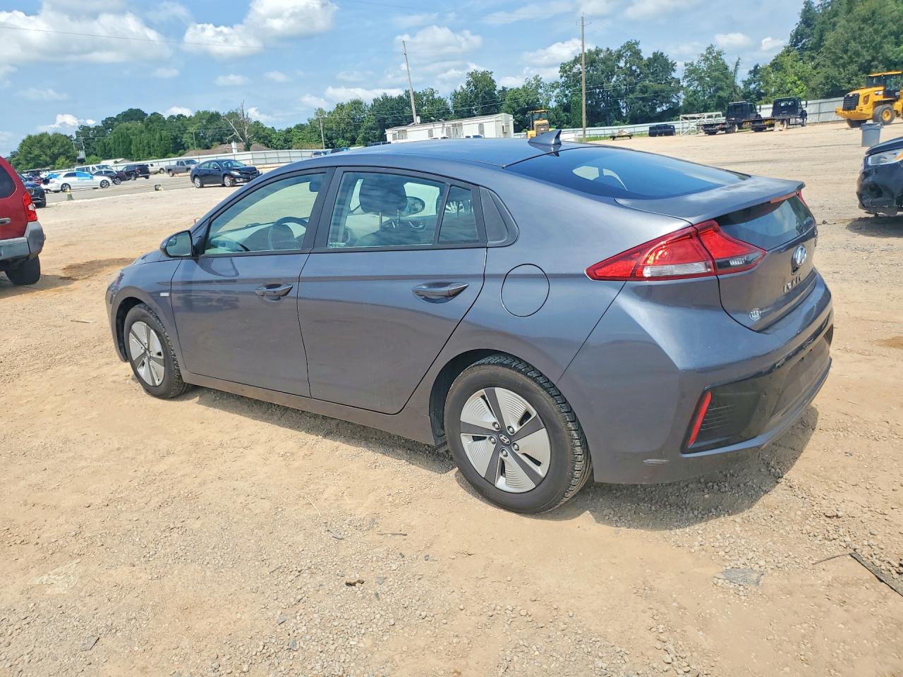 2017 Hyundai Ioniq Blue Blue vin: KMHC65LCXHU024014