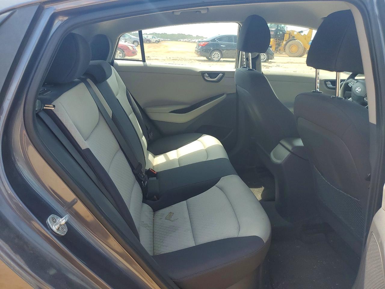 2017 Hyundai Ioniq Blue Blue vin: KMHC65LCXHU024014