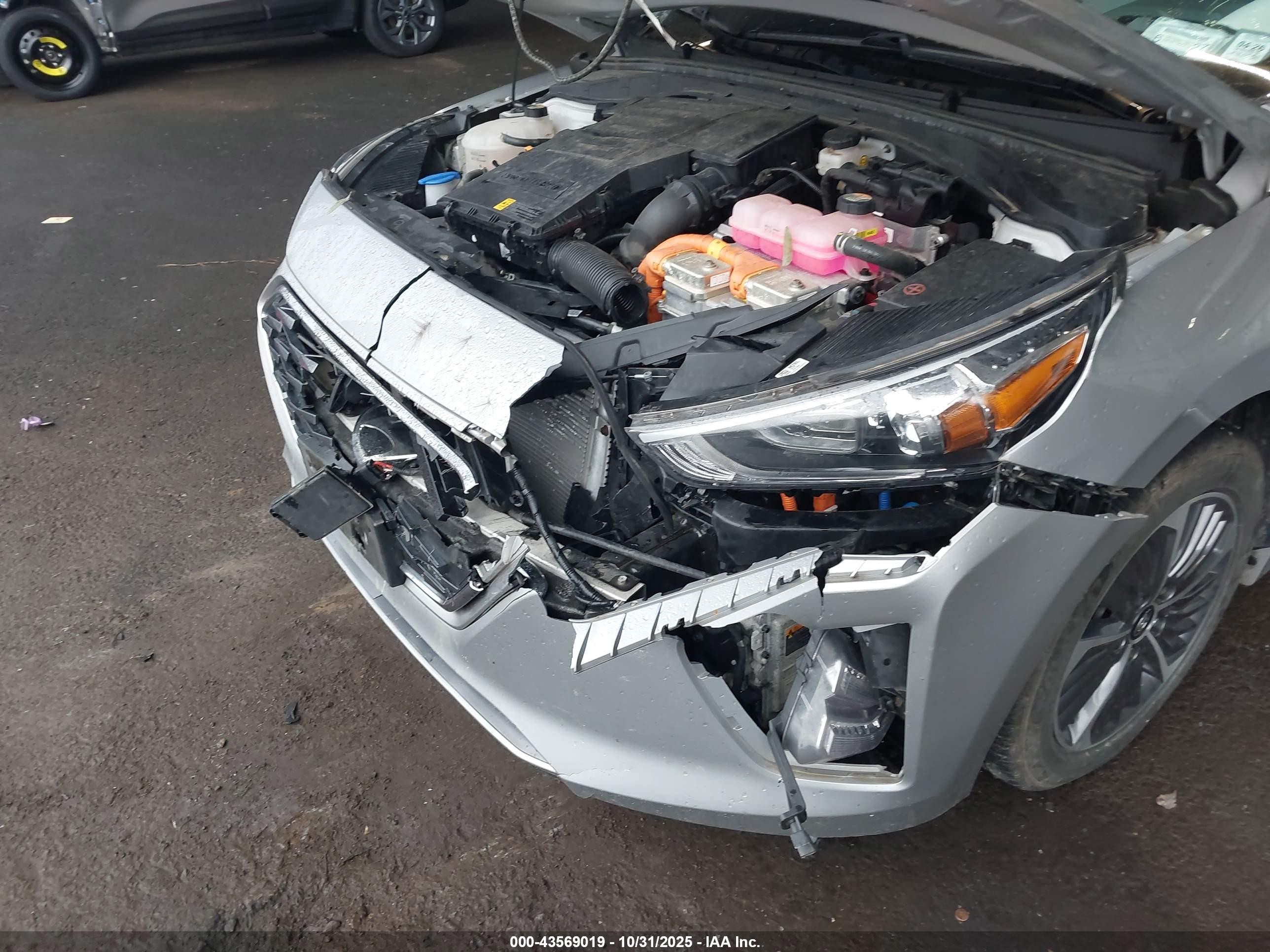 2021 Hyundai Ioniq Plug-in Hybrid Se Silver vin: KMHC65LD0MU253014