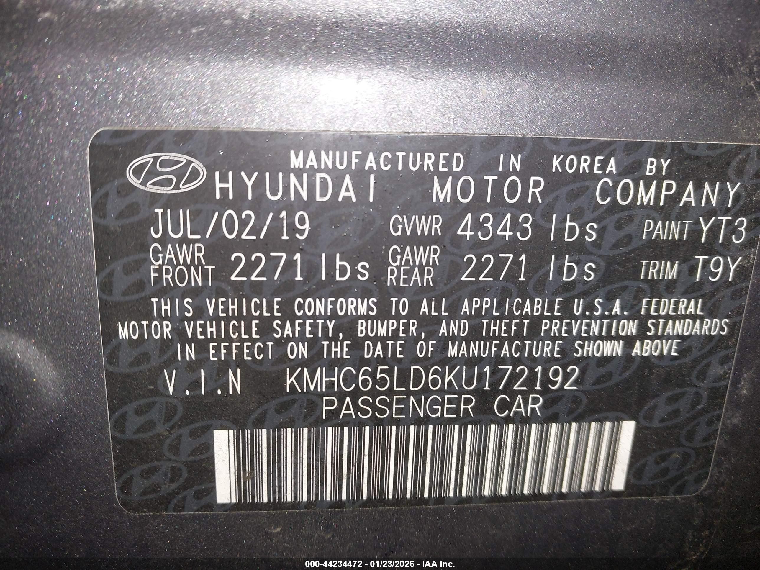 2019 Hyundai Ioniq Plug-in Hybrid   Gray vin: KMHC65LD6KU172192
