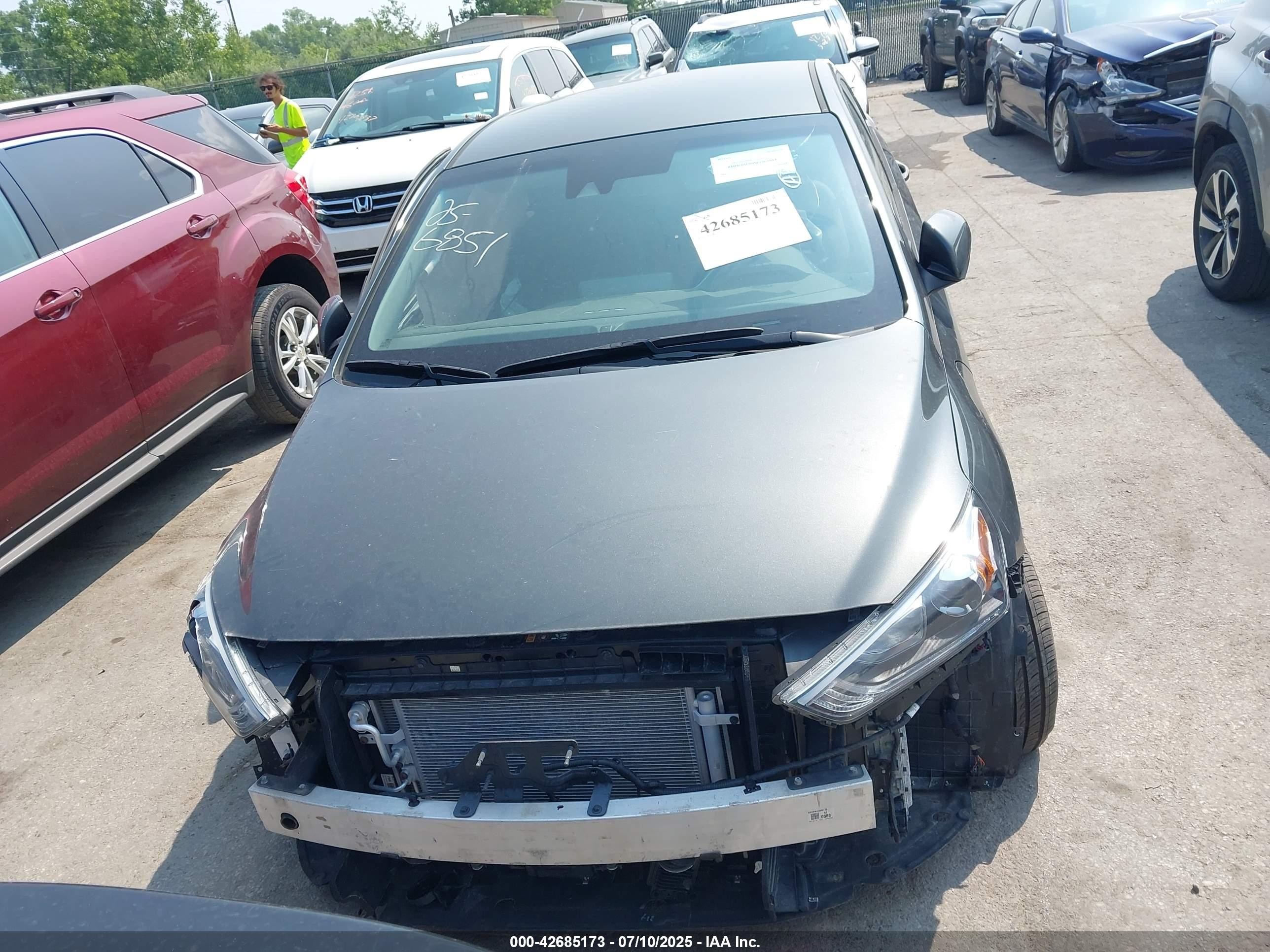 2021 Hyundai Ioniq Plug-in Hybrid Se Gray vin: KMHC65LD9MU261564