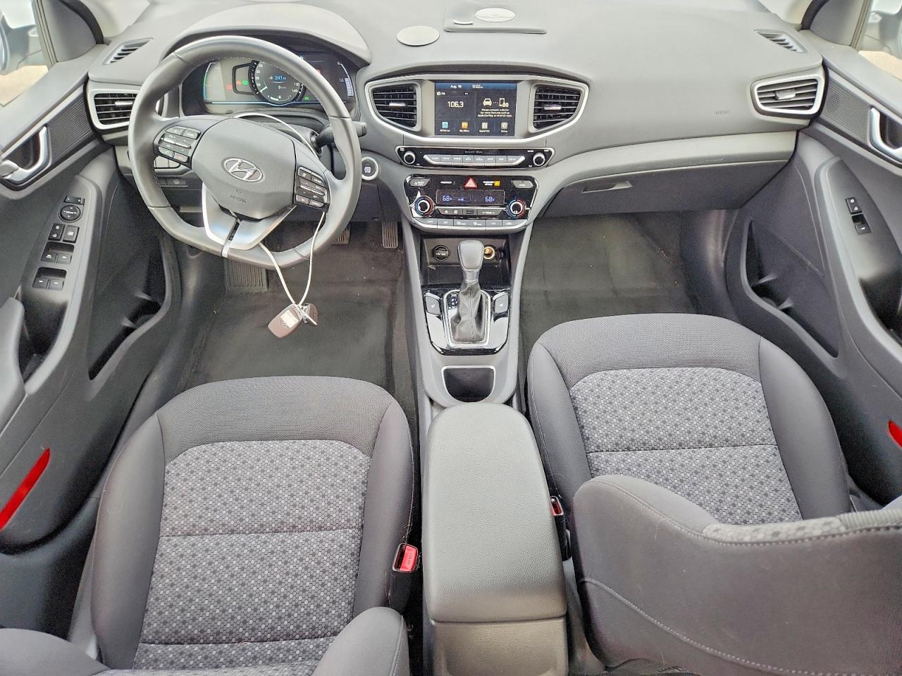 2017 Hyundai Ioniq Sel White vin: KMHC75LC0HU044320