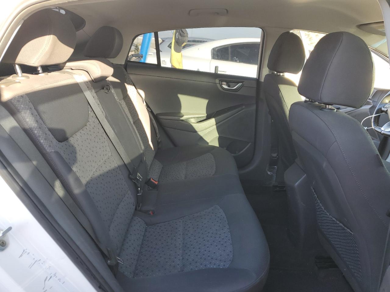 2017 Hyundai Ioniq Sel Белый vin: KMHC75LC0HU049422