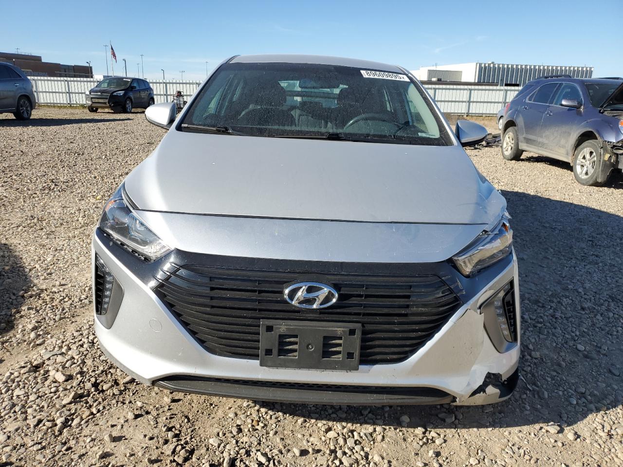 2018 Hyundai Ioniq Sel Серебряный vin: KMHC75LC5JU068005