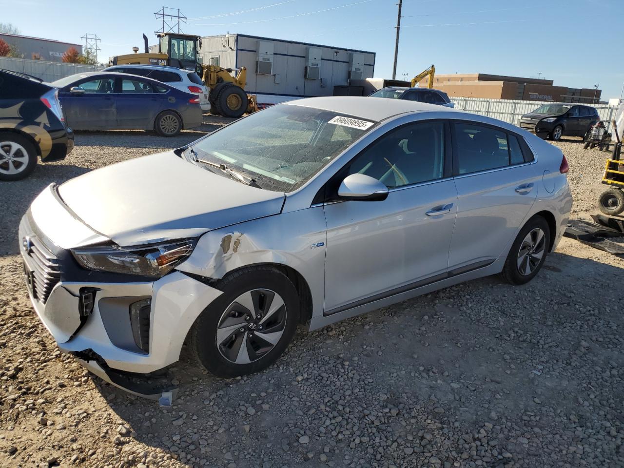 2018 Hyundai Ioniq Sel Silver vin: KMHC75LC5JU068005
