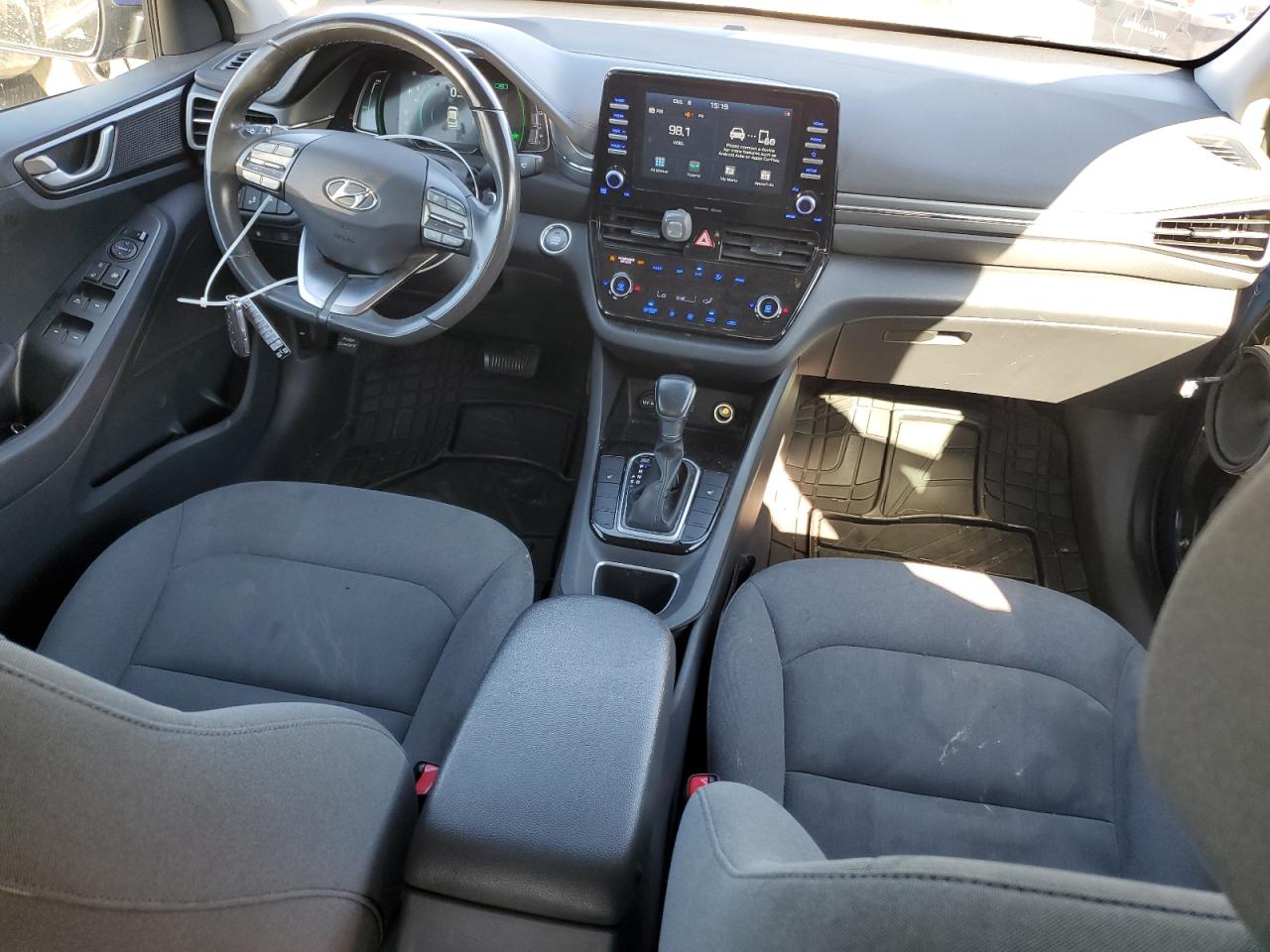 2020 Hyundai Ioniq Se Blue vin: KMHC75LC6LU242814