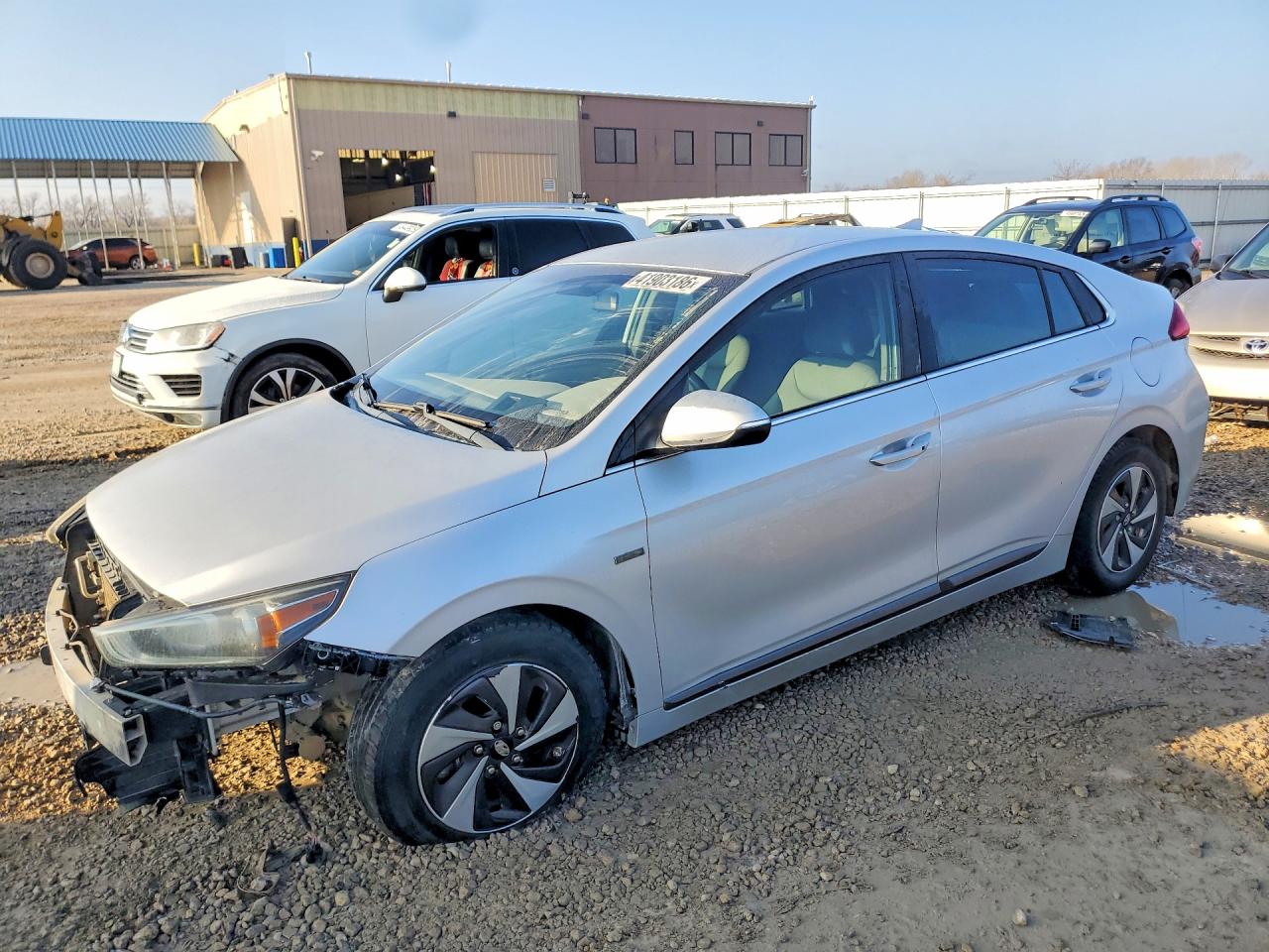 2017 Hyundai Ioniq Hybrid Sel Silver vin: KMHC75LCXHU024771