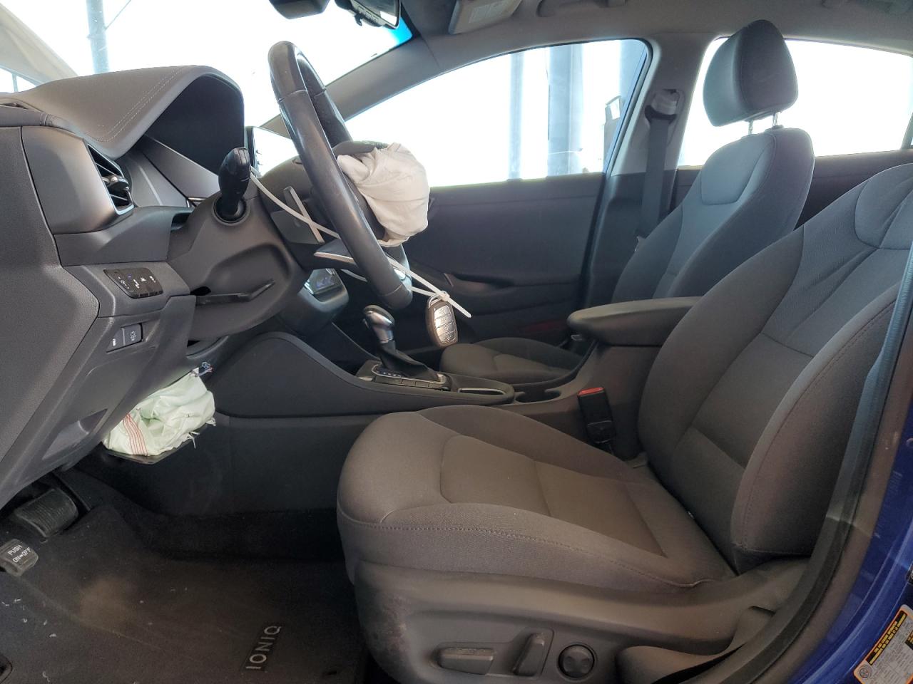 2020 Hyundai Ioniq Se Blue vin: KMHC75LCXLU213610