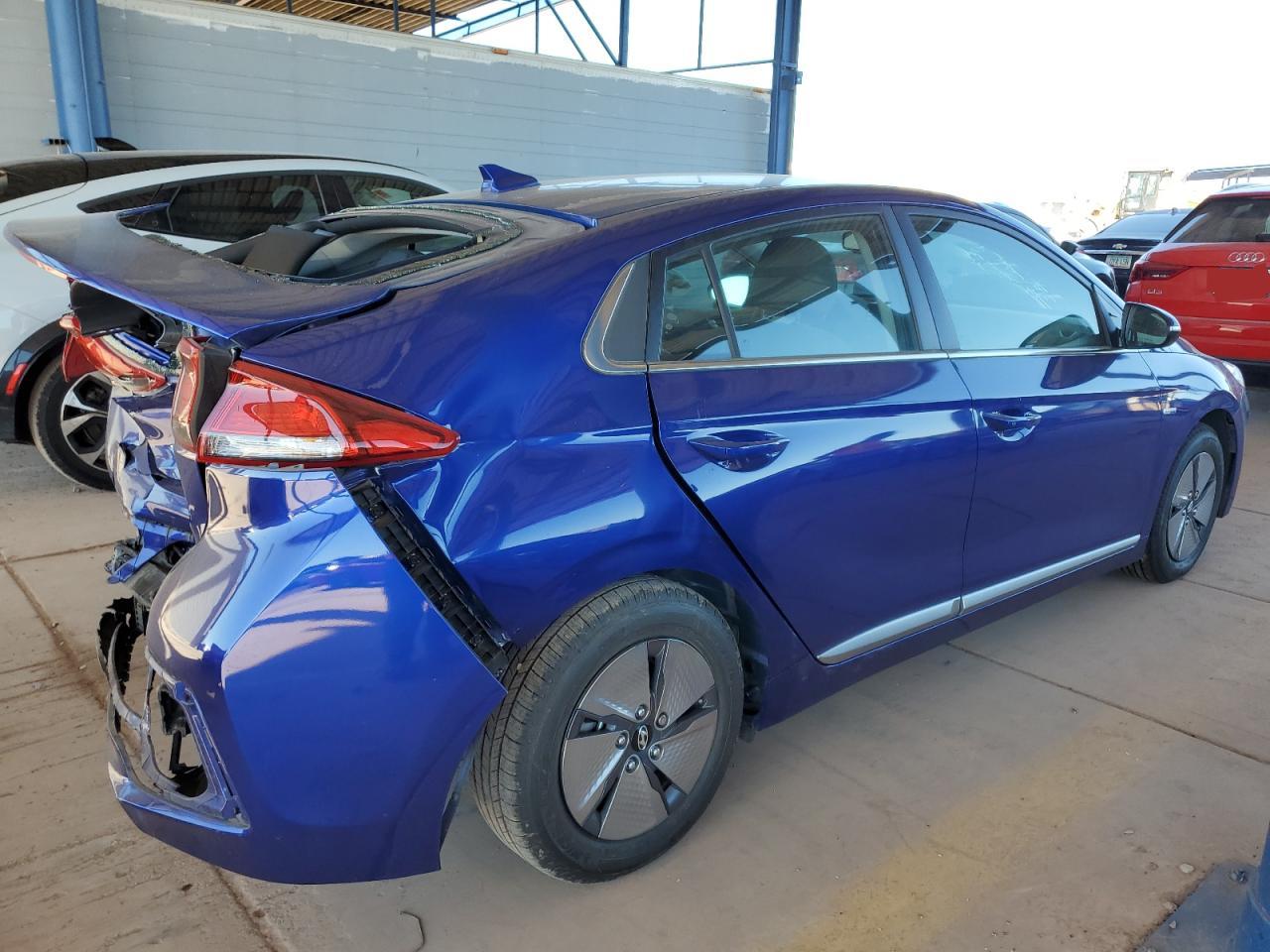 2020 Hyundai Ioniq Se Blue vin: KMHC75LCXLU213610