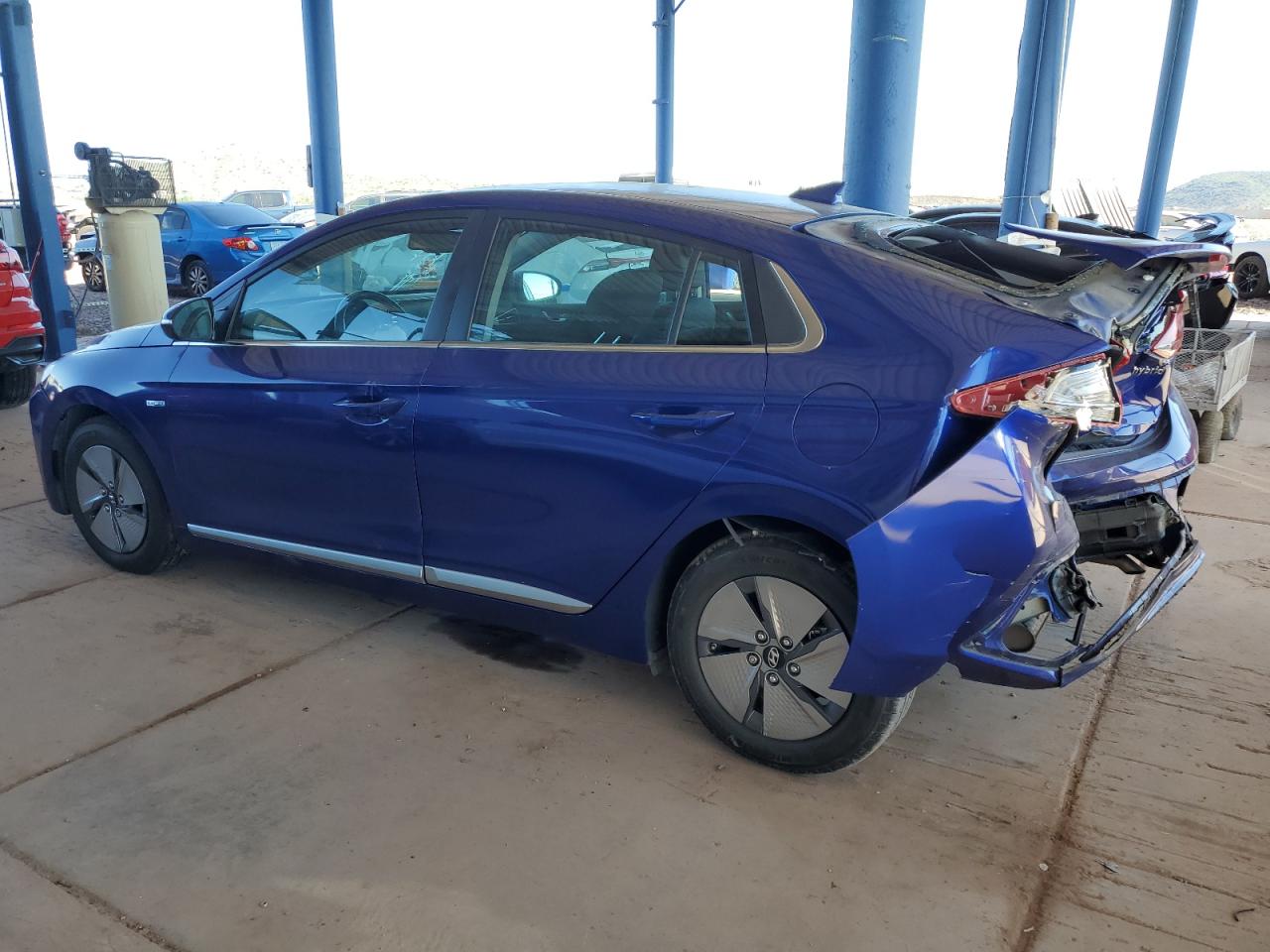 2020 Hyundai Ioniq Se Blue vin: KMHC75LCXLU213610