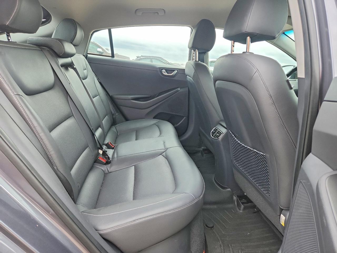 2019 Hyundai Ioniq Limited Gray vin: KMHC75LD4KU167764