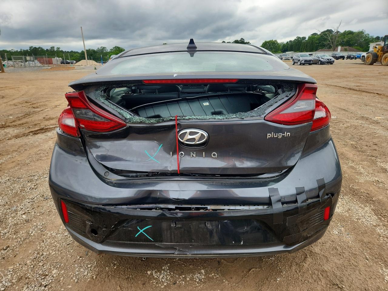 2019 Hyundai Ioniq Limited Gray vin: KMHC75LD4KU167764