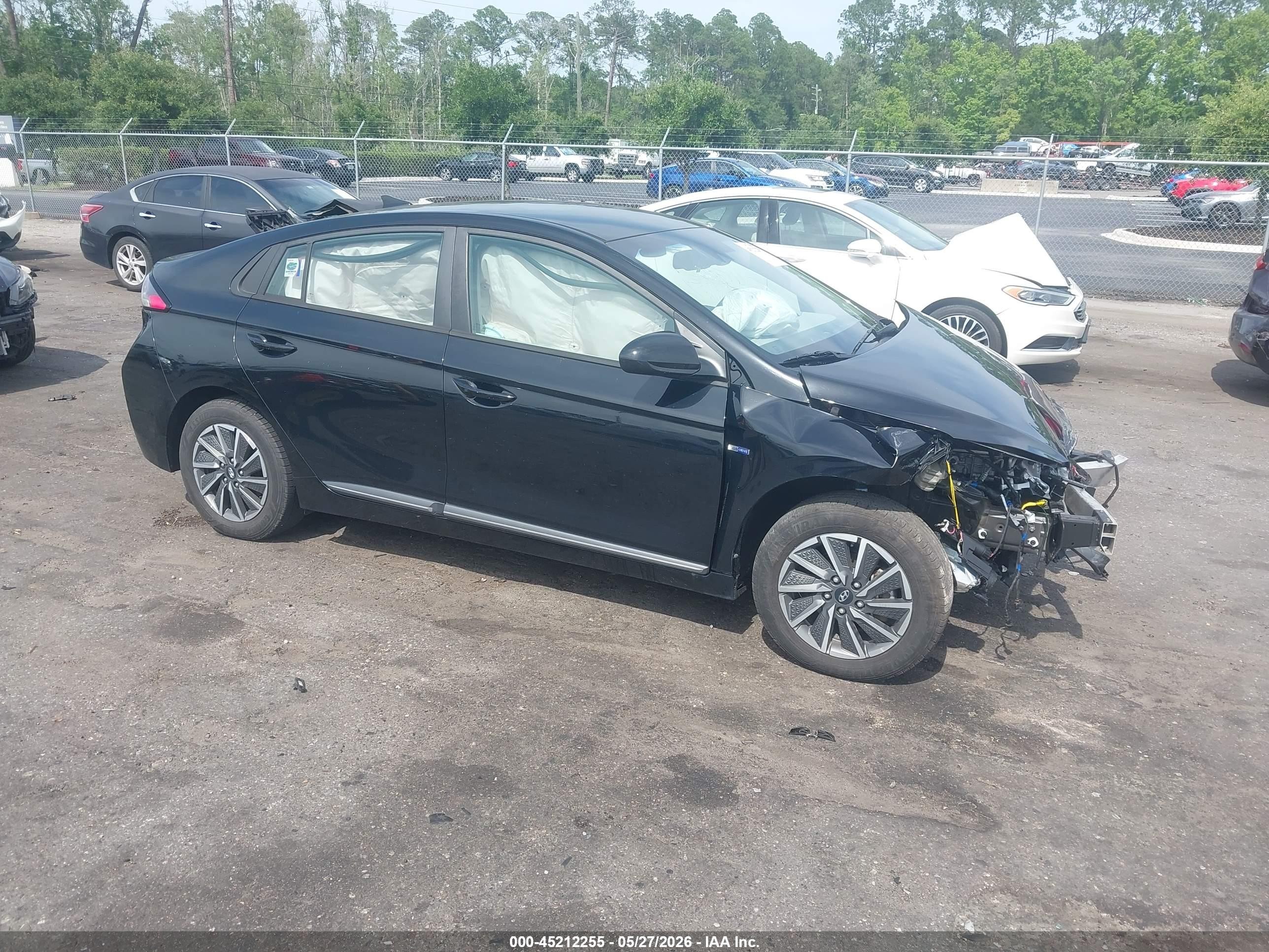 2020 Hyundai Ioniq Electric Se Black vin: KMHC75LJ0LU060735