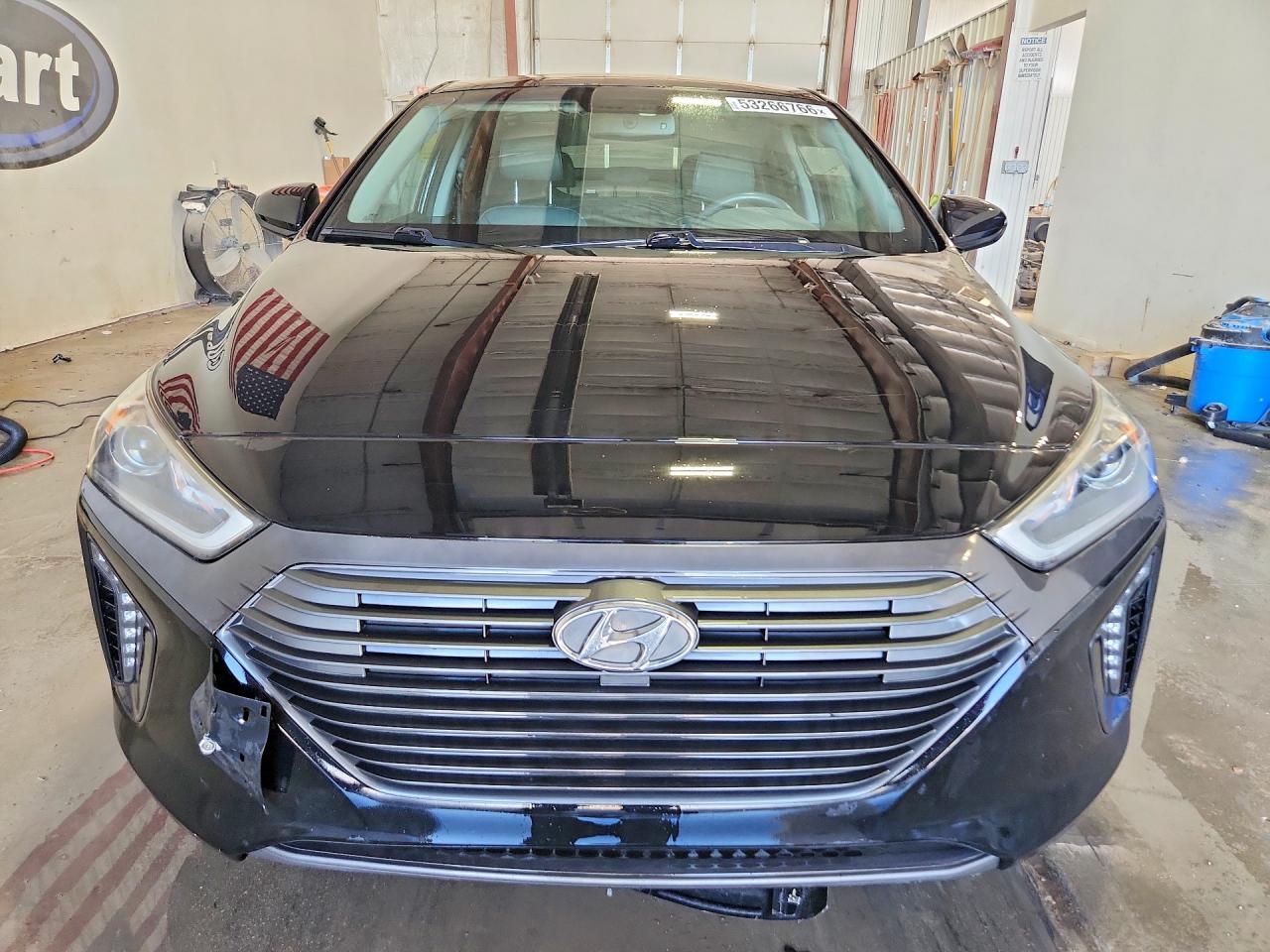 2018 Hyundai Ioniq Limited Черный vin: KMHC85LC1JU071657