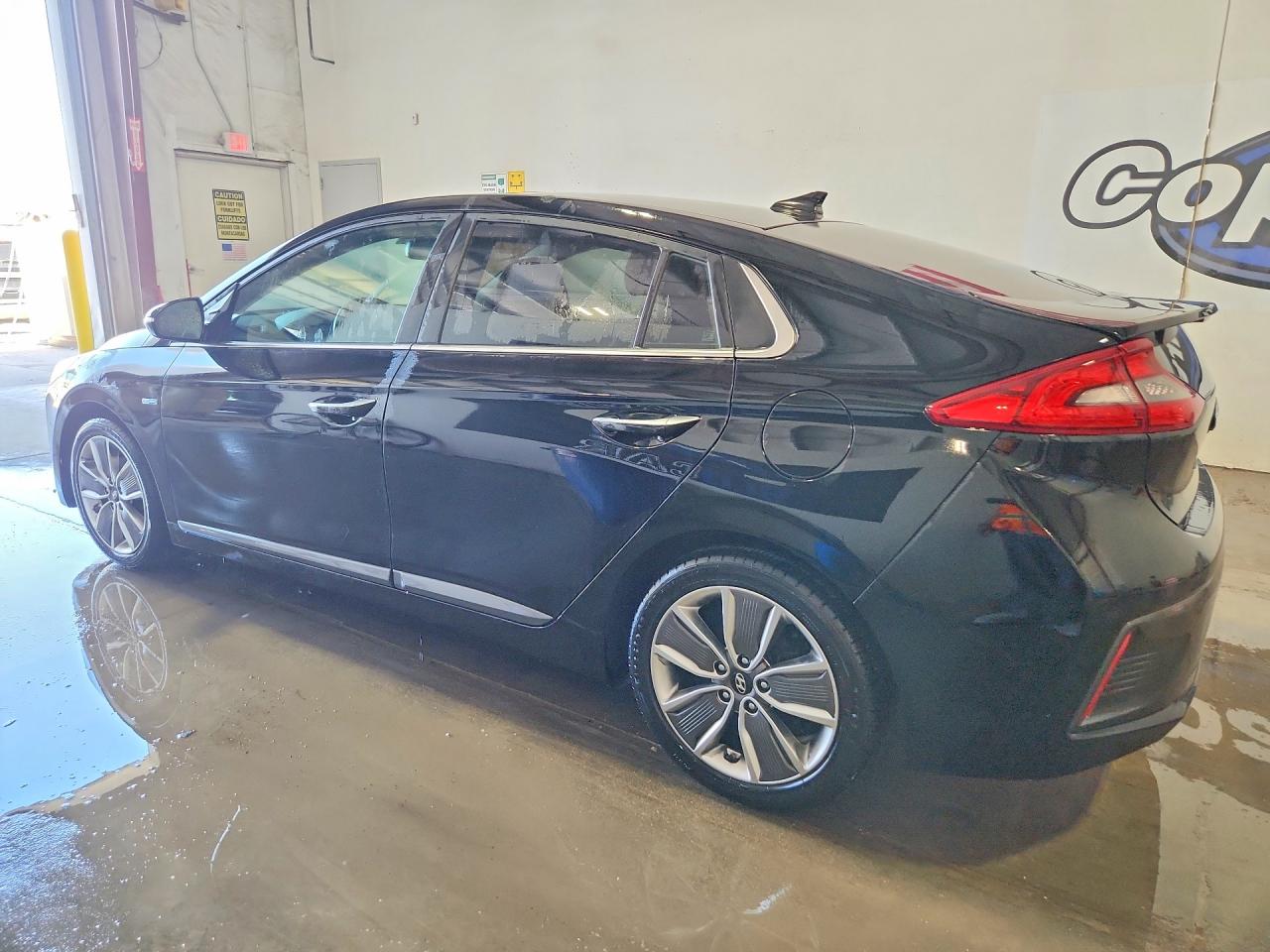 2018 Hyundai Ioniq Limited Черный vin: KMHC85LC1JU071657