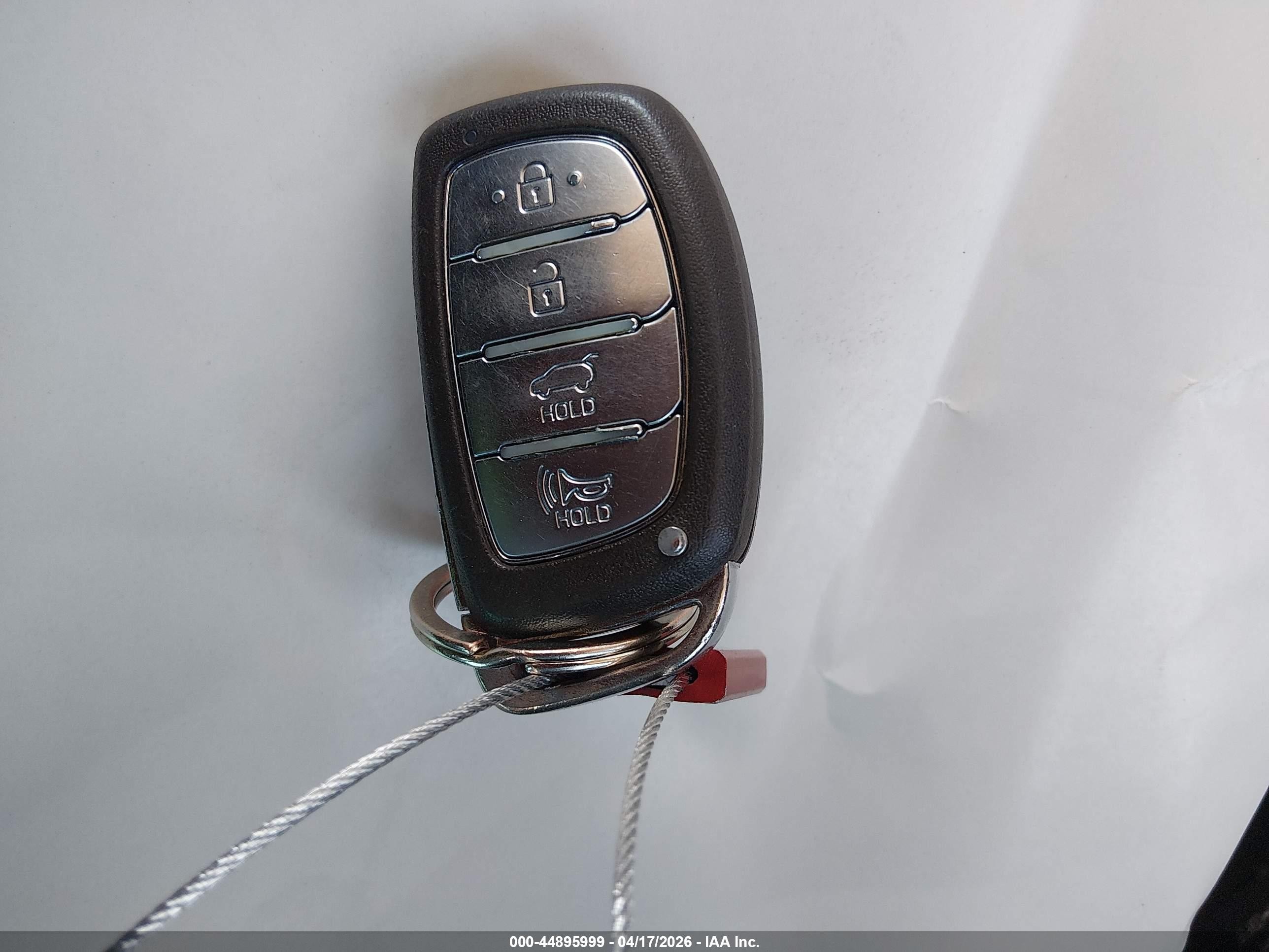 2019 Hyundai Ioniq Hybrid Limited Red vin: KMHC85LC2KU112640