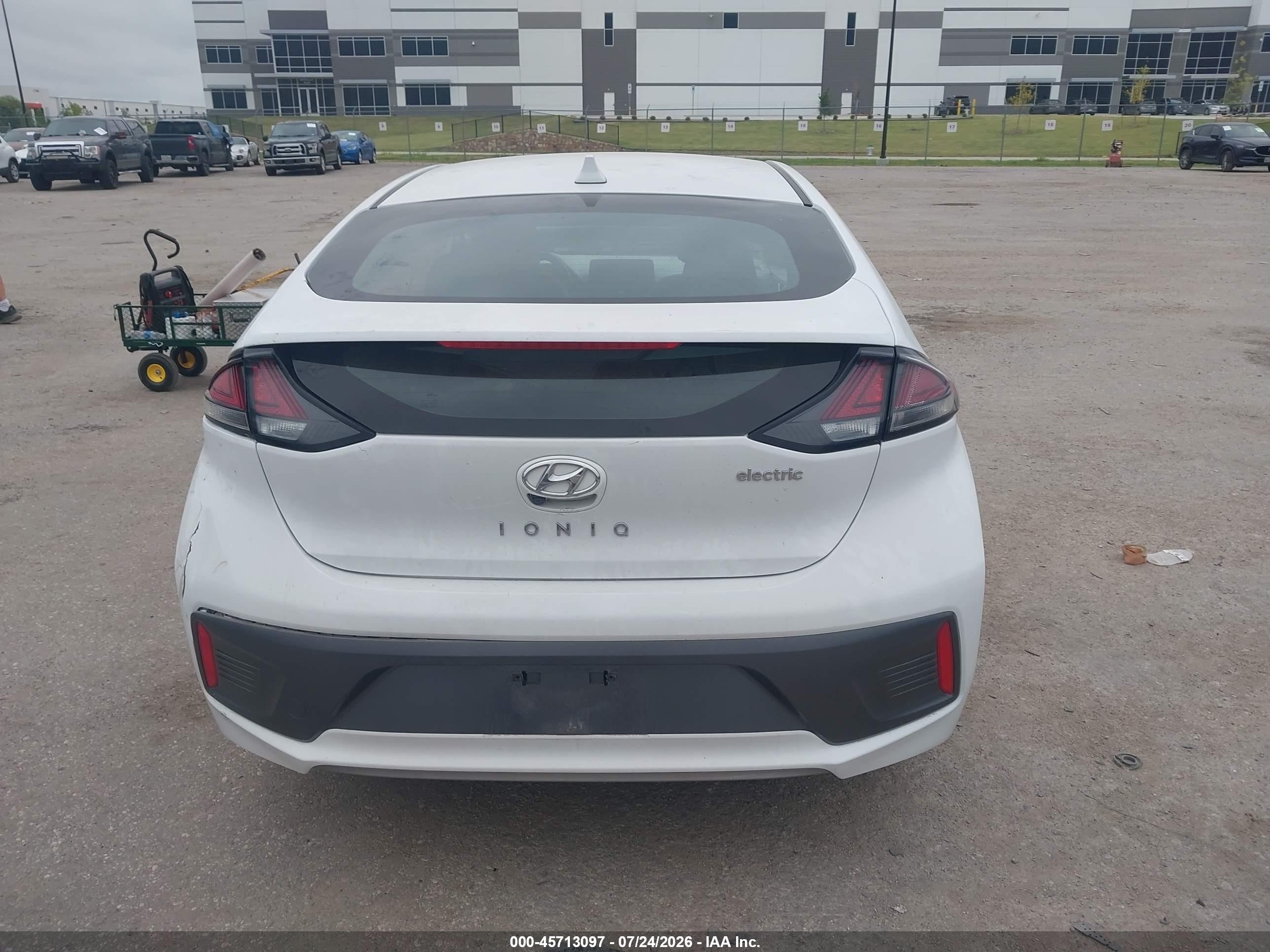 2020 Hyundai Ioniq Electric Limited White vin: KMHC85LJ0LU076494