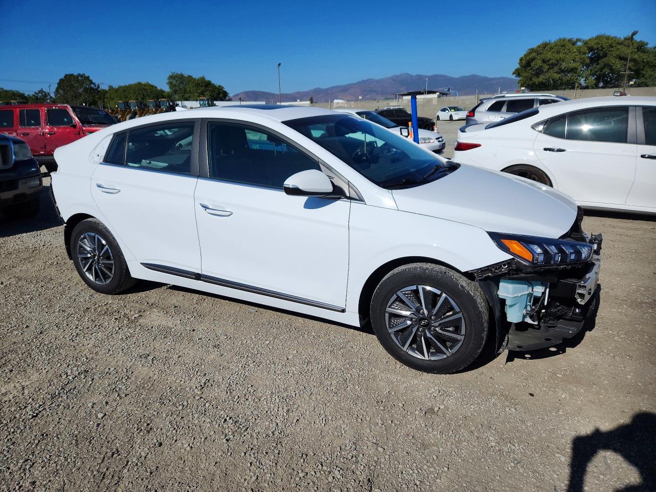 2021 Hyundai Ioniq Limited White vin: KMHC85LJ1MU081902