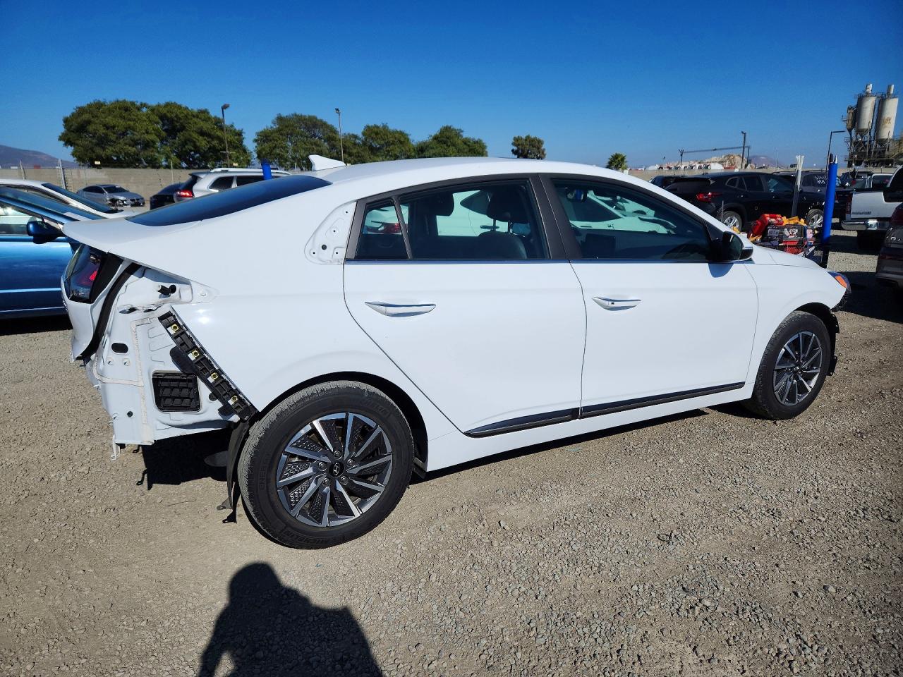 2021 Hyundai Ioniq Limited White vin: KMHC85LJ1MU081902