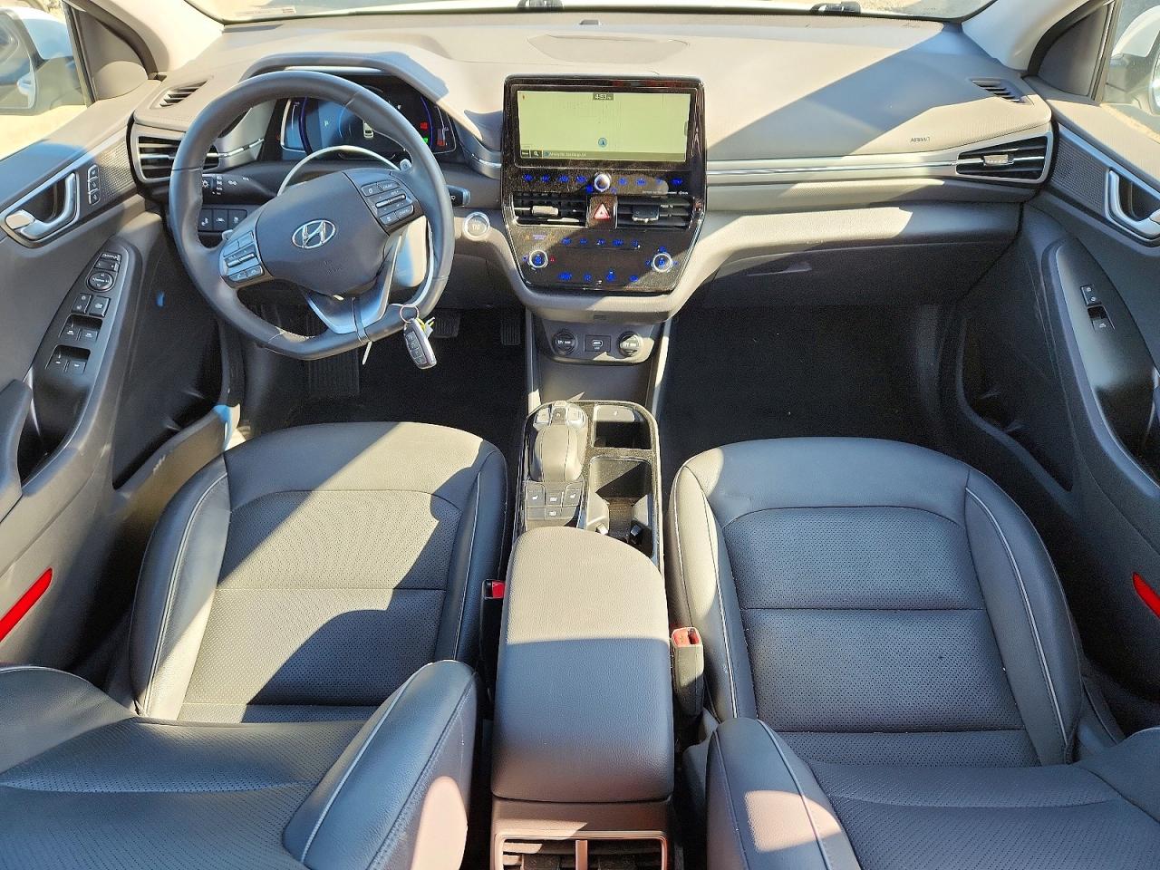 2021 Hyundai Ioniq Limited White vin: KMHC85LJ1MU081902