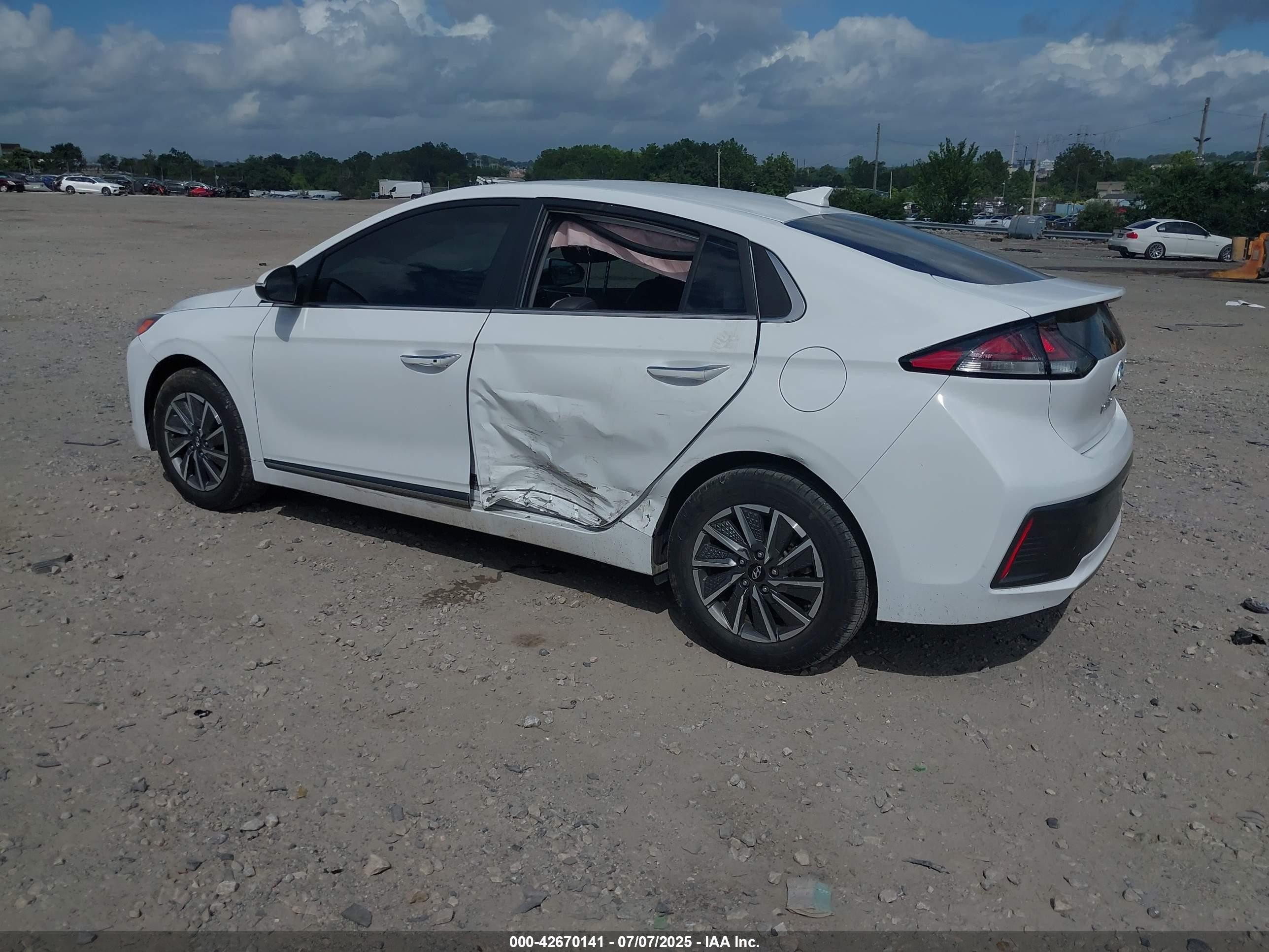 2021 Hyundai Ioniq Electric Limited White vin: KMHC85LJ9MU079749