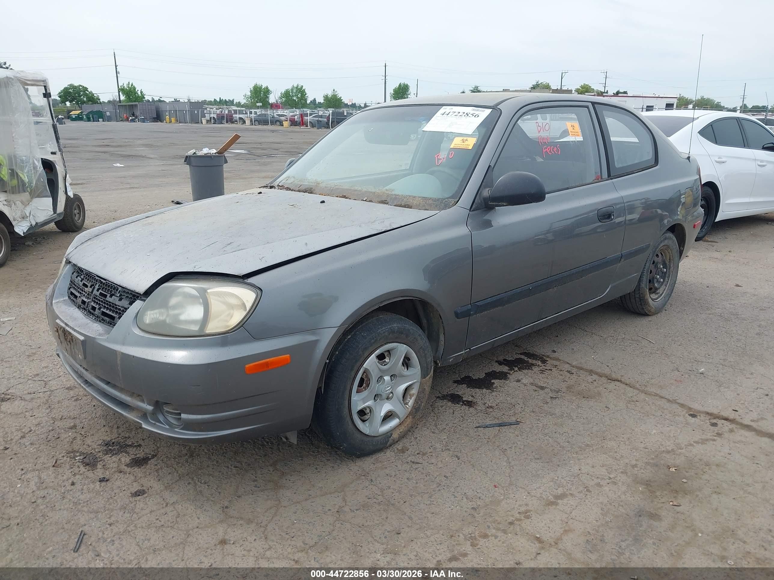 2004 Hyundai Accent   Gray vin: KMHCF35C04U305802